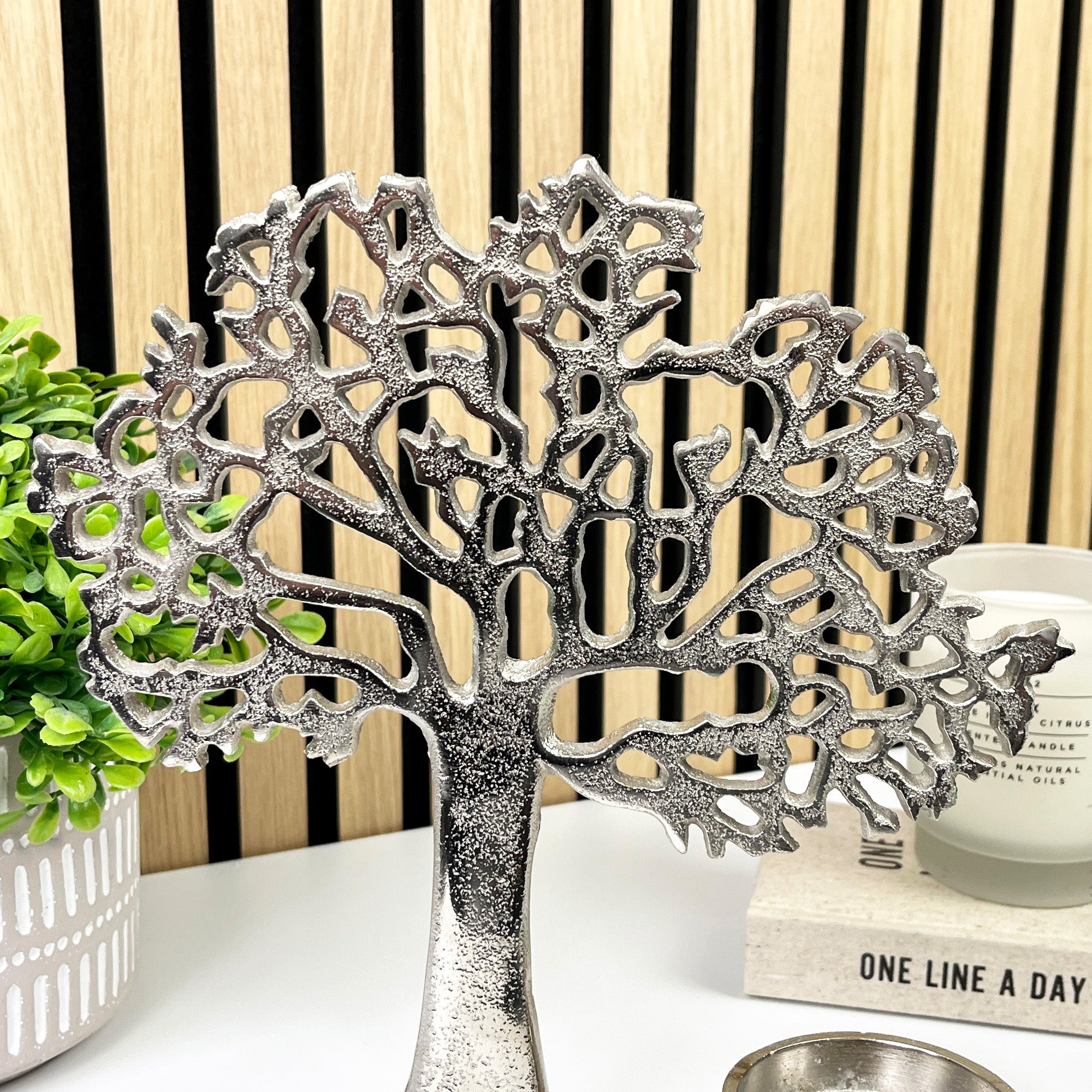 26.5cm Metal Tree of Life Candle Holder / Ornament