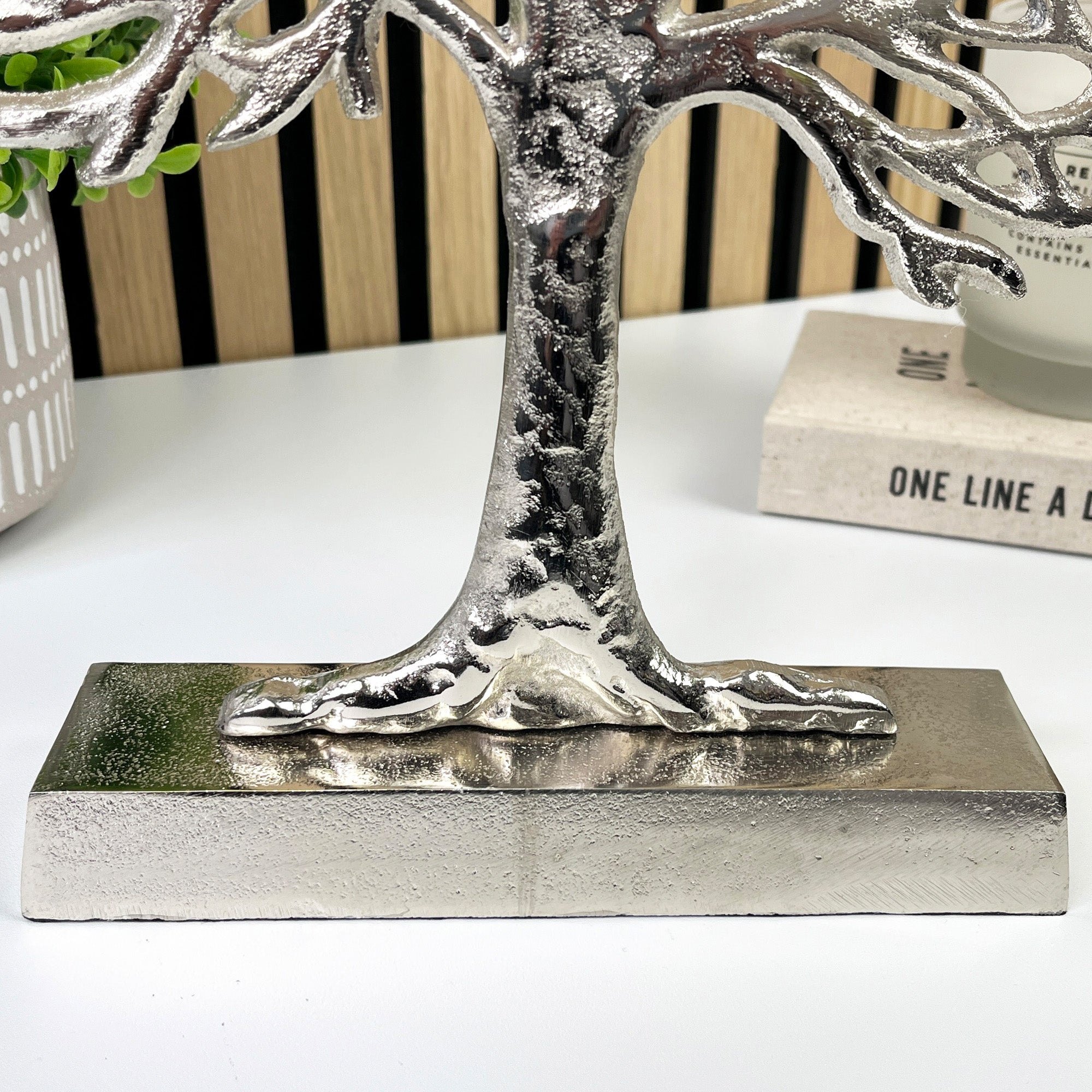 27.5cm Metal Tree of Life Ornament - Silver