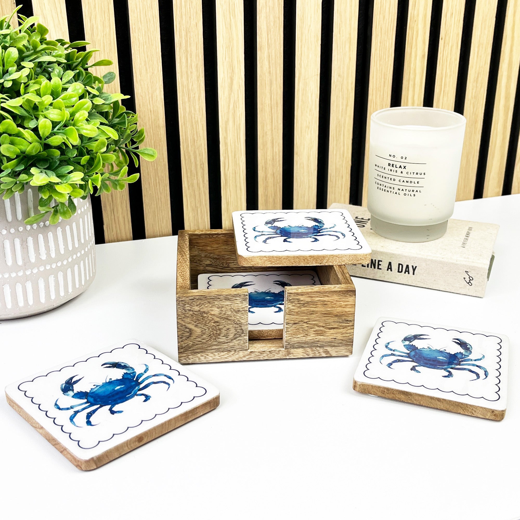Set of 4 Wooden Coasters in Holder – Crab