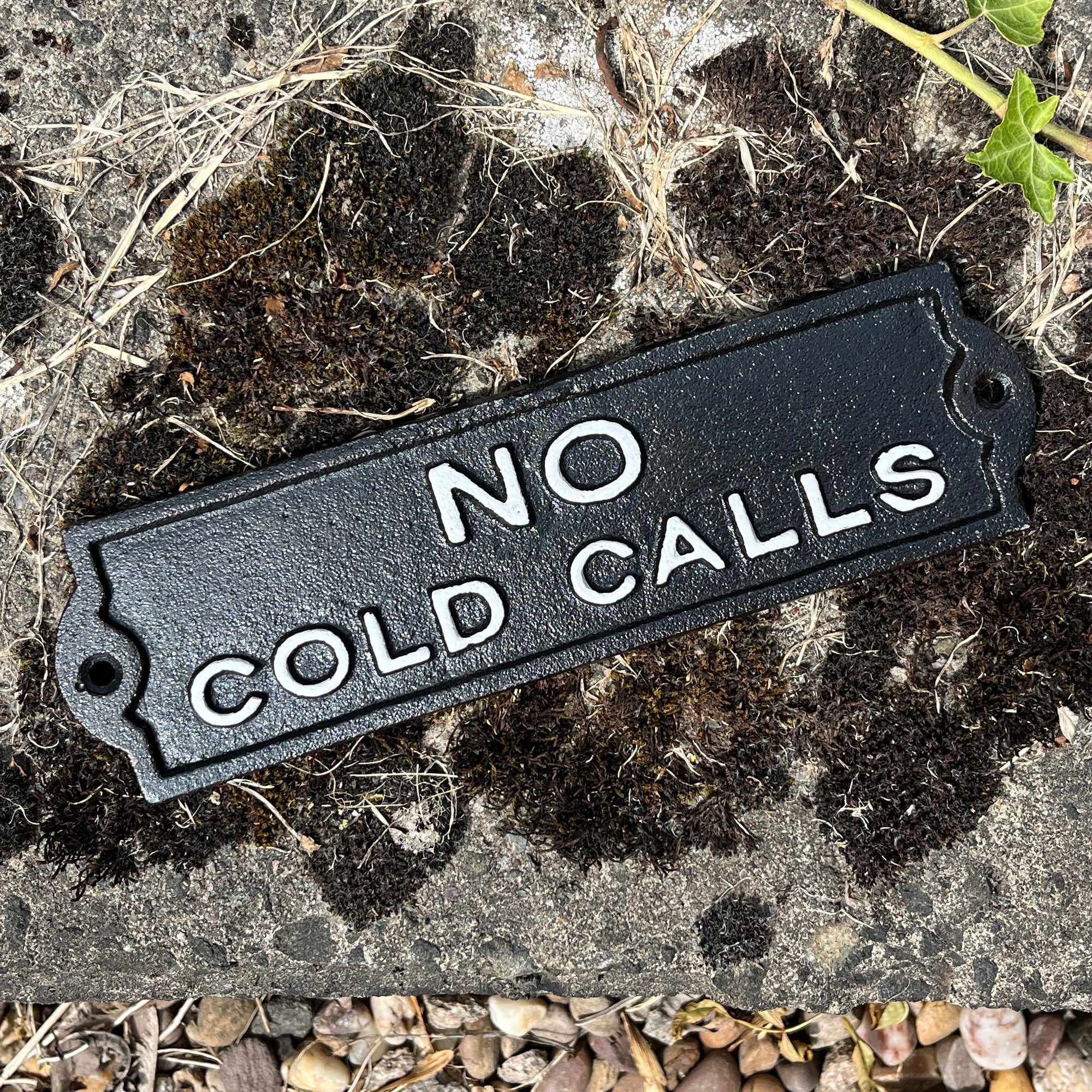 21.5cm 'No Cold Calls' Cast Iron Wall Sign / Plaque
