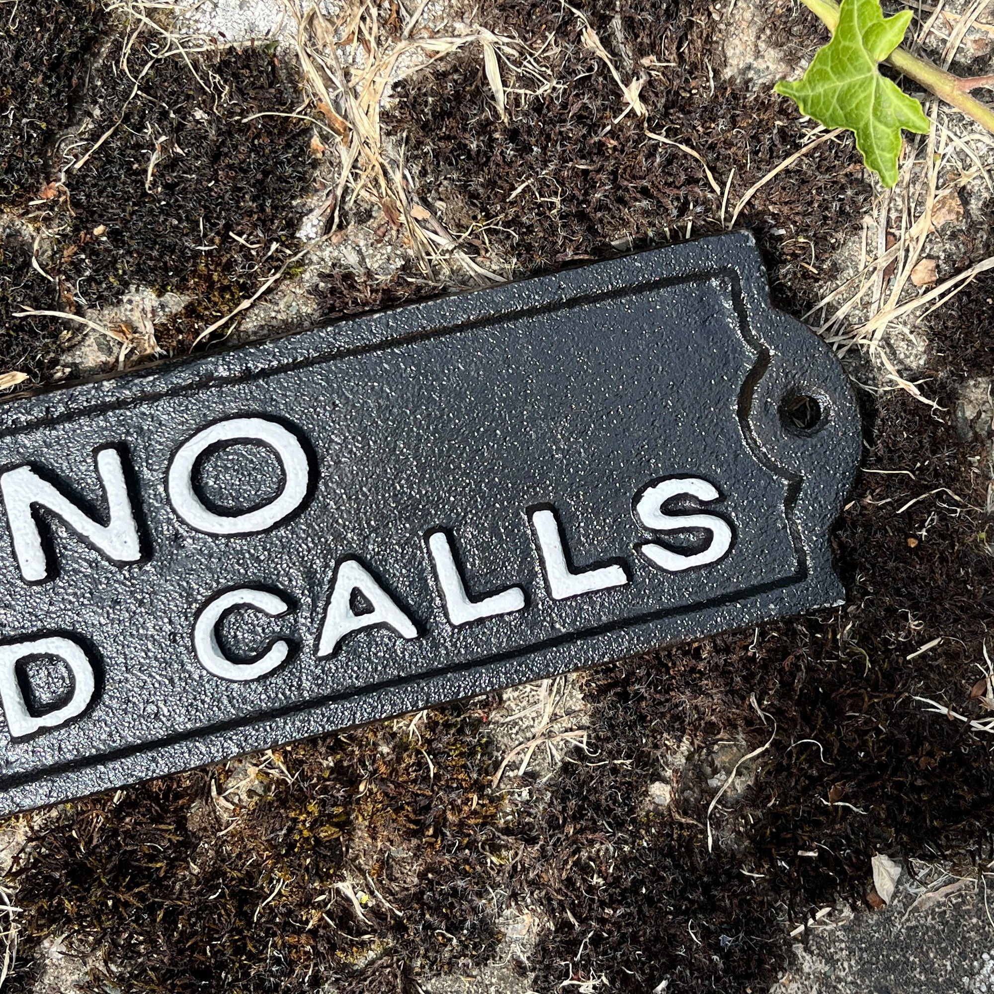21.5cm 'No Cold Calls' Cast Iron Wall Sign / Plaque