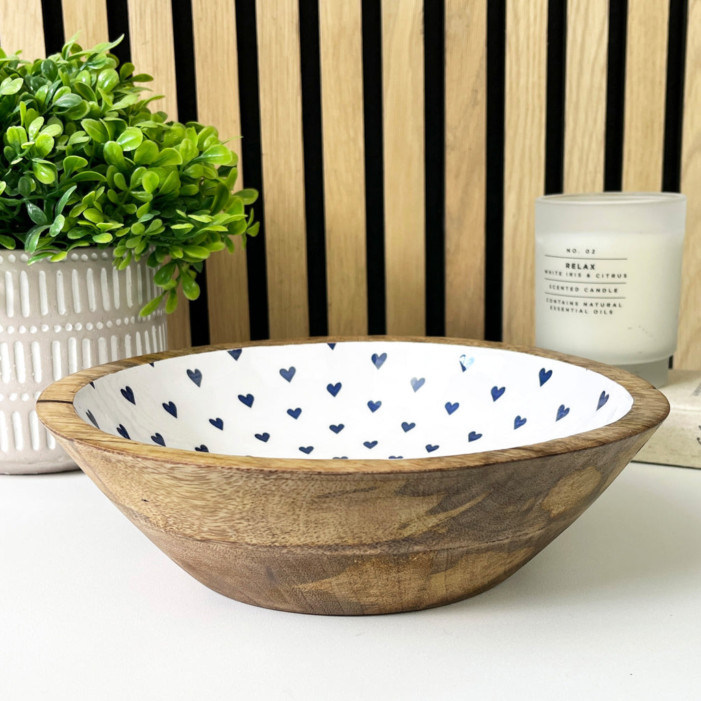 24.5cm Decorative Wooden Bowl with Enamel Hearts Pattern