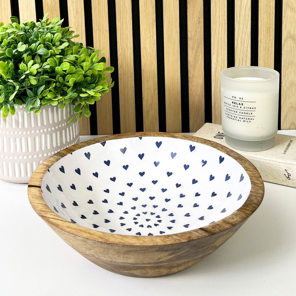 24.5cm Decorative Wooden Bowl with Enamel Hearts Pattern