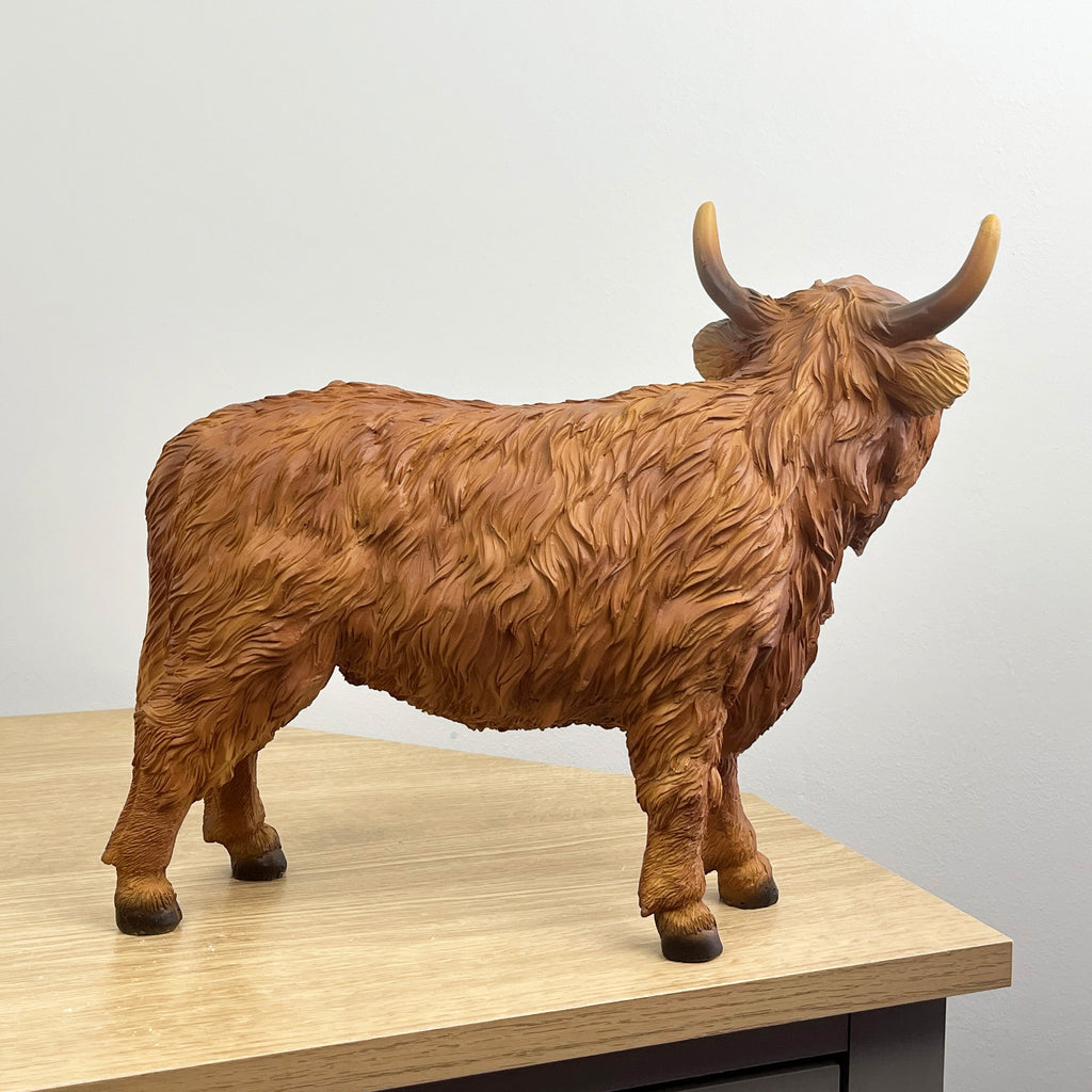 33.5cm Large Standing Highland Ornament – Resin