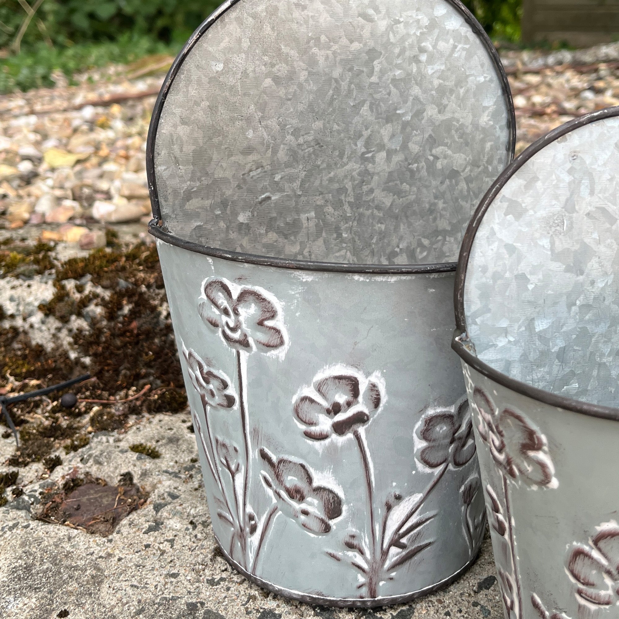 Set of 3 Small Wall Mounted Garden Planters – Metal