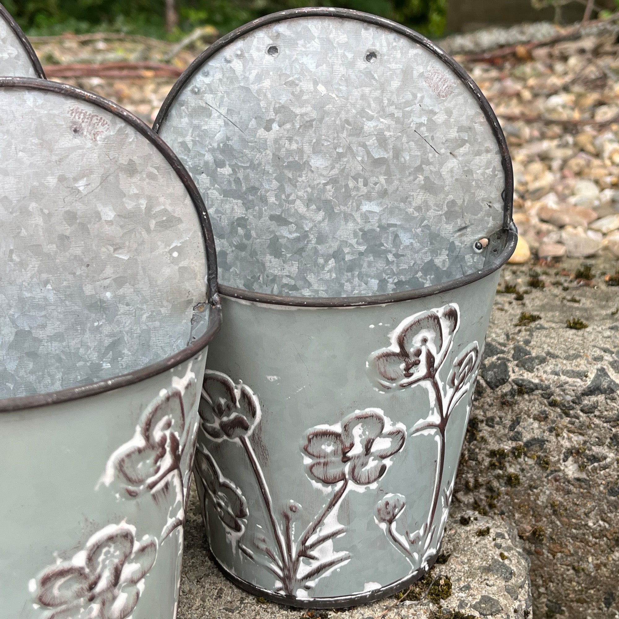 Set of 3 Small Wall Mounted Garden Planters – Metal