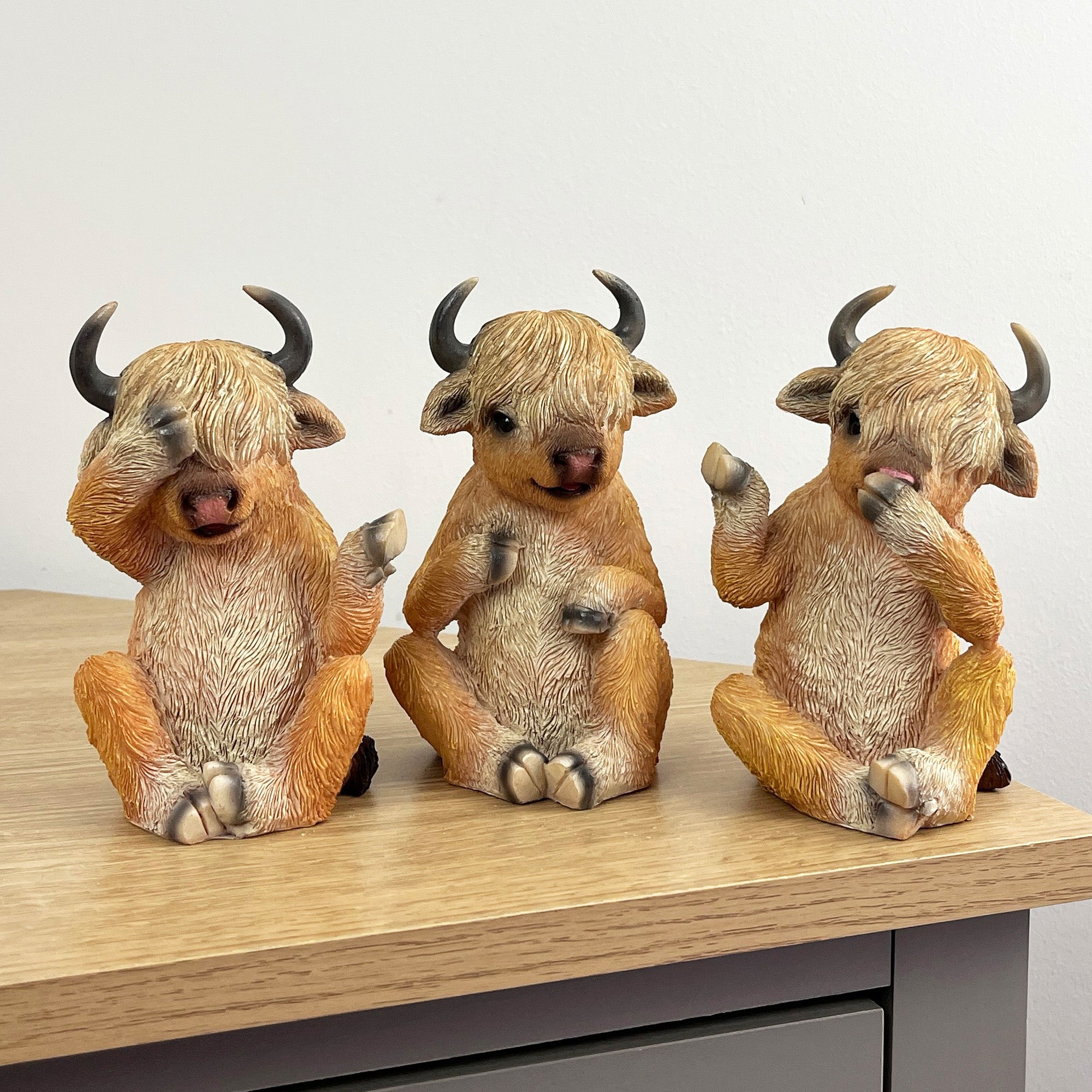 Set of 3 Who Did It Highland Cow Ornaments – Resin