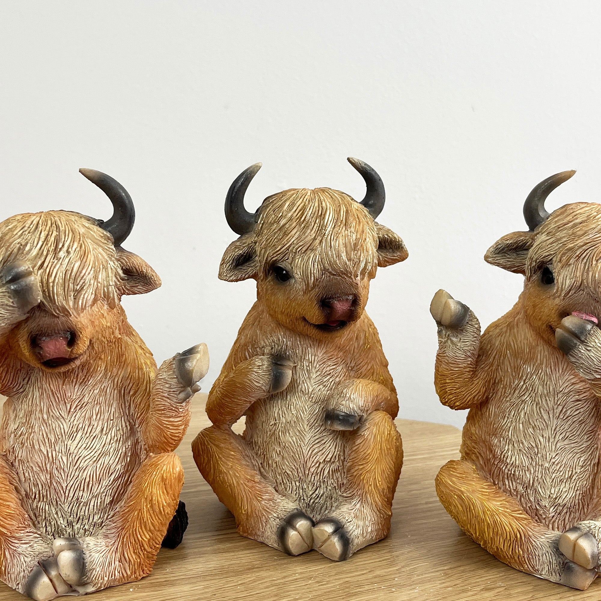 Set of 3 Who Did It Highland Cow Ornaments – Resin