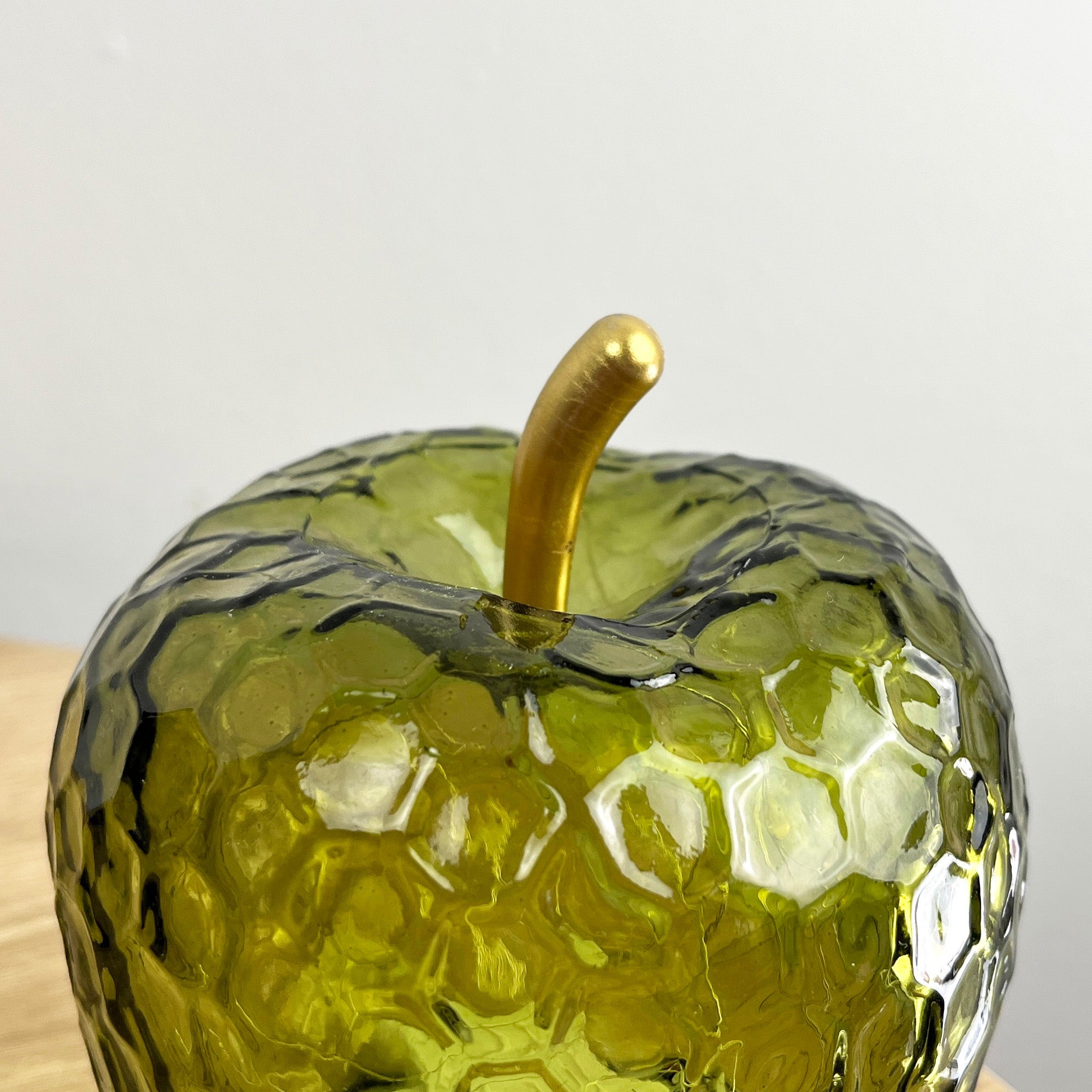 11.5cm Green Glass Apple Ornament / LED Mood Light