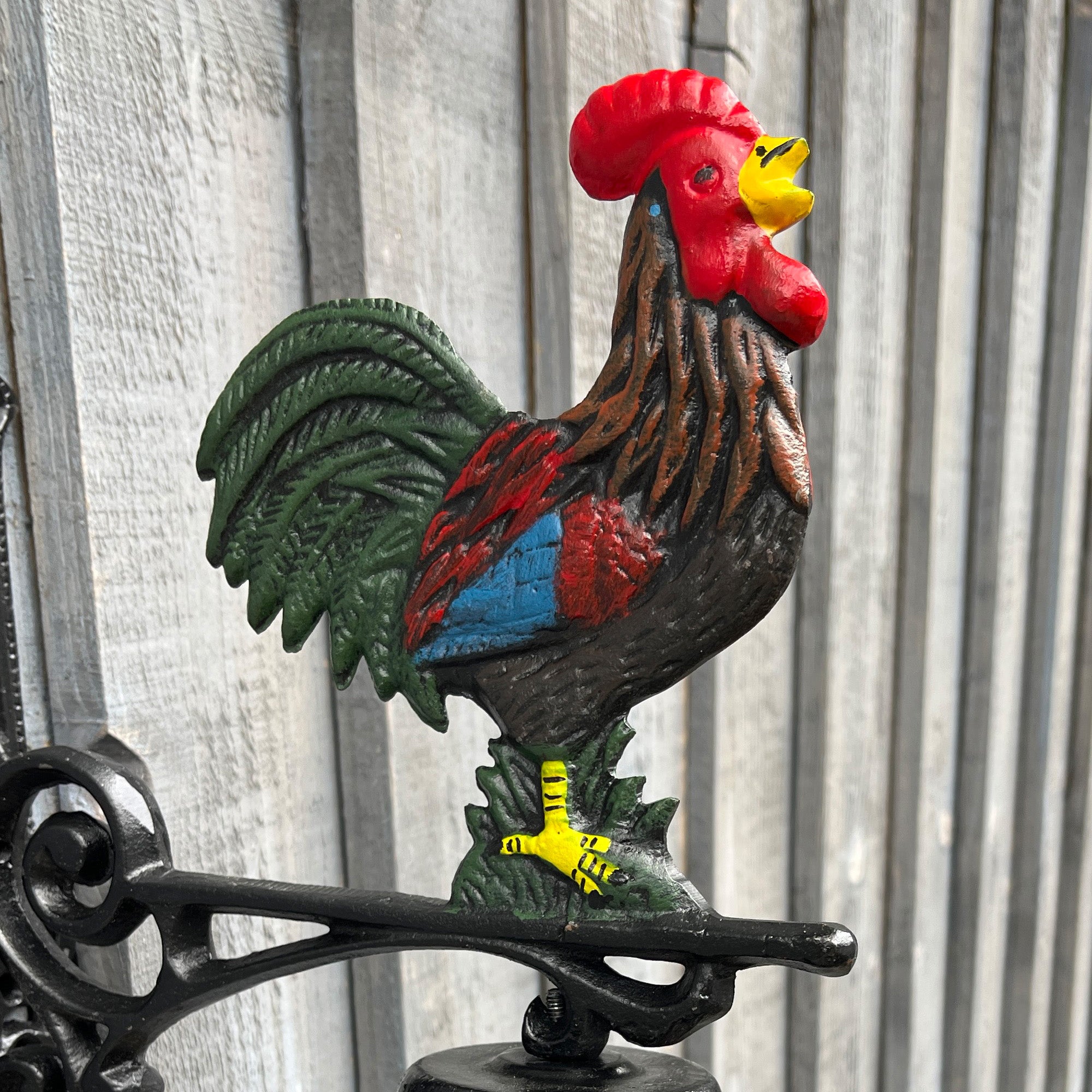 31.5cm Cockerel Garden Wall Bell – Cast Iron