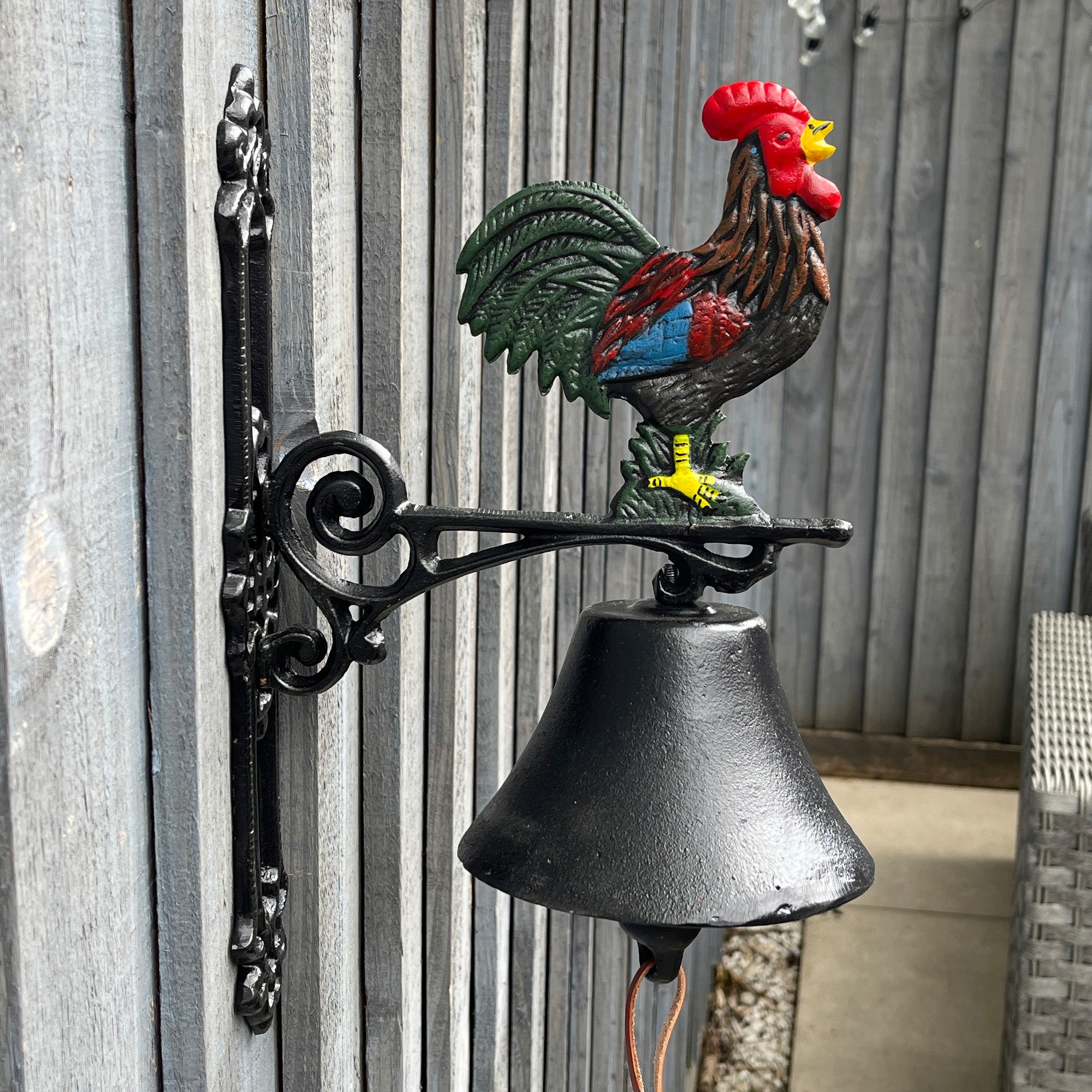 31.5cm Cockerel Garden Wall Bell – Cast Iron