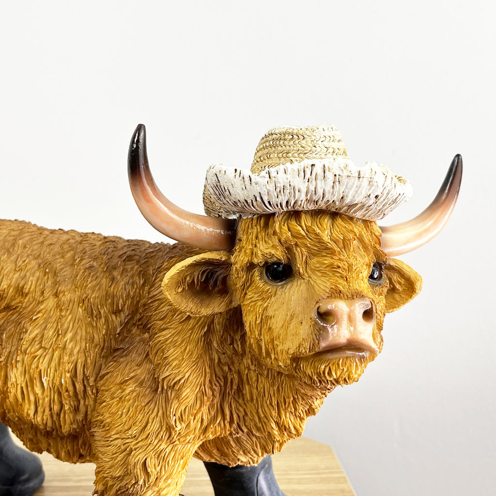 26cm Large Straw Hat & Wellies Highland Cow Ornament / Figurine - Resin