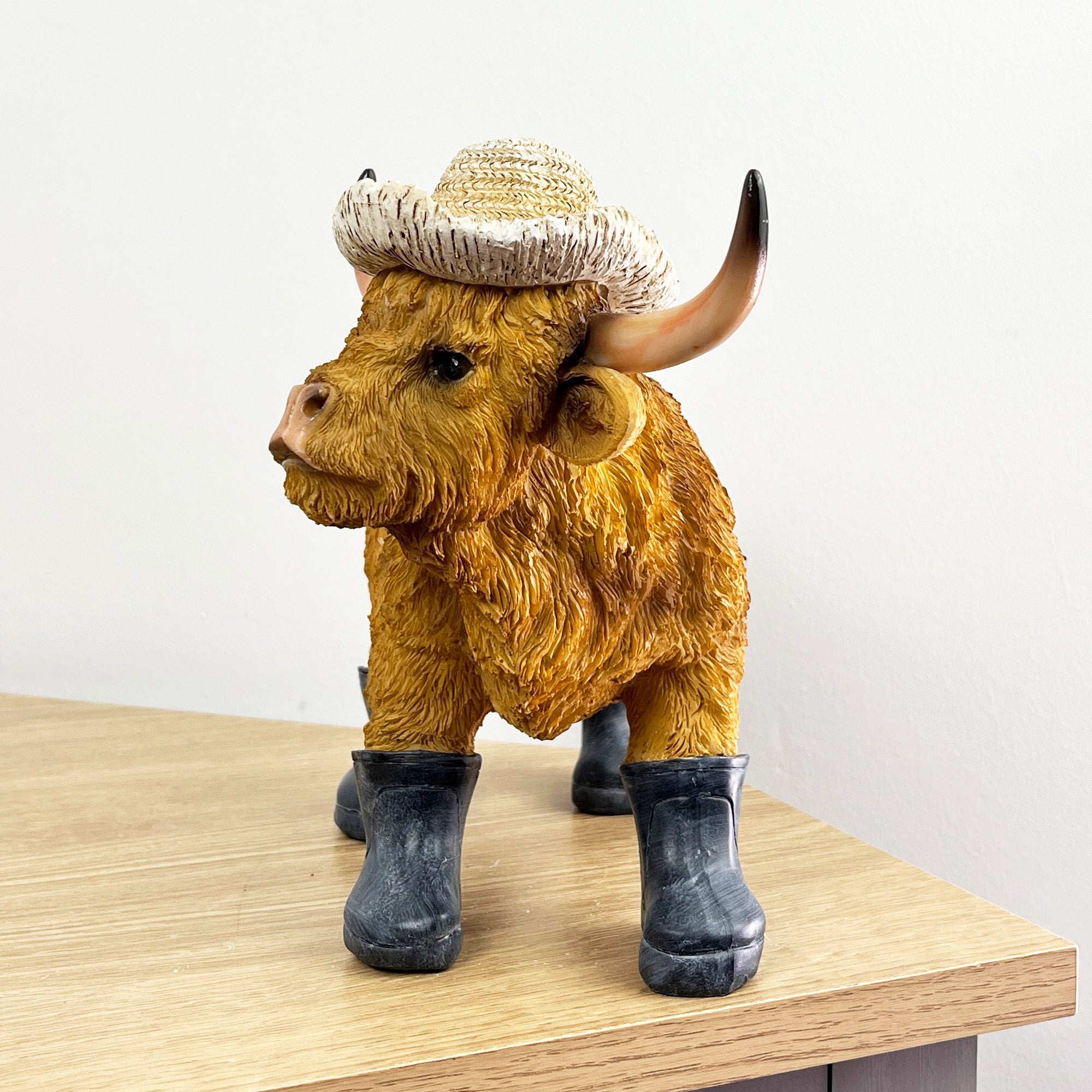 26cm Large Straw Hat & Wellies Highland Cow Ornament / Figurine - Resin