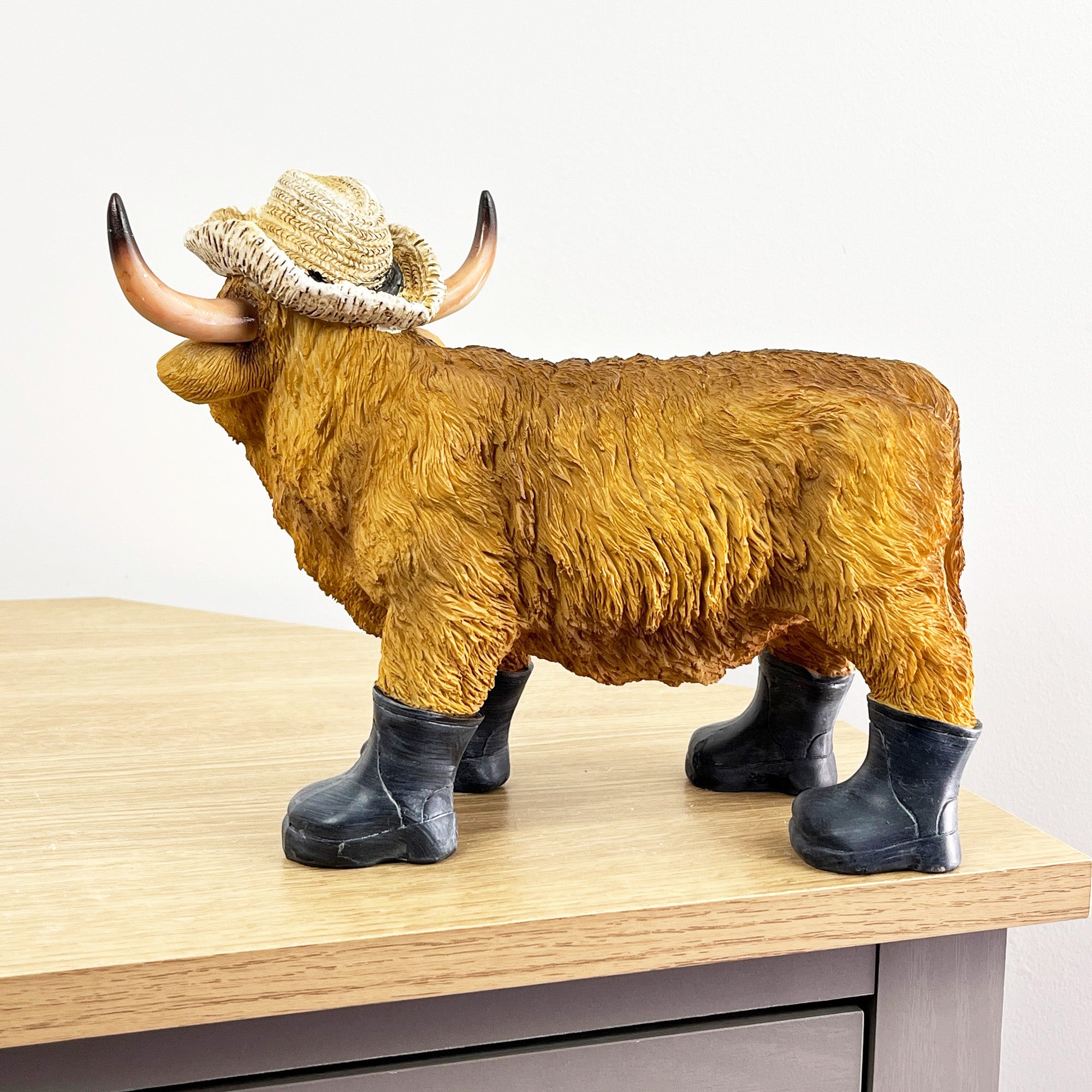 26cm Large Straw Hat & Wellies Highland Cow Ornament / Figurine - Resin