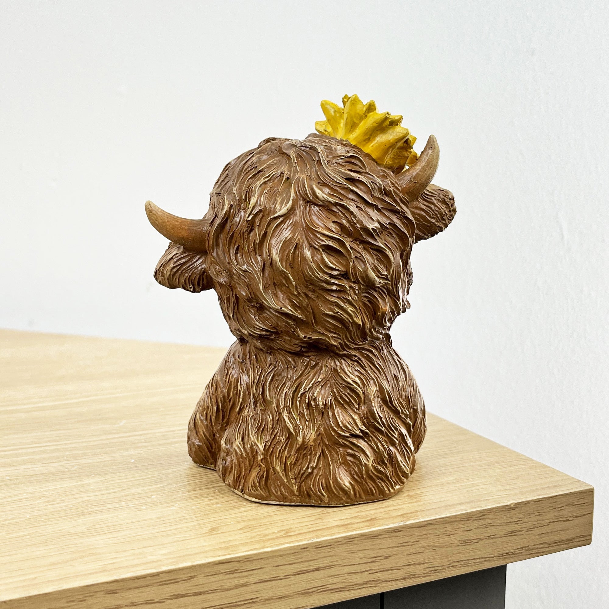 11cm Daisy The Highland Cow Bust Ornament / Figurine – Resin