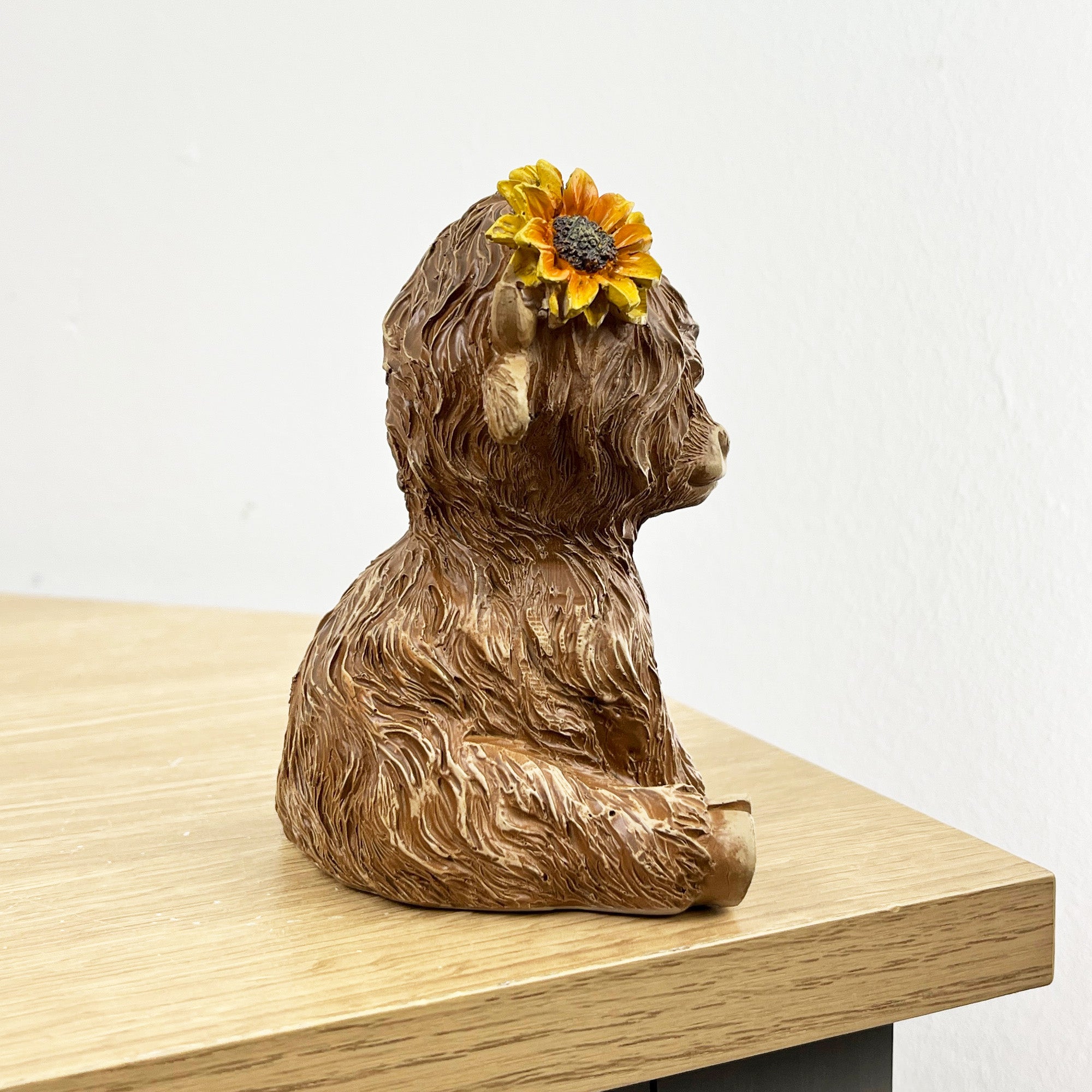 11cm Daisy The Highland Cow Ornament / Figurine – Resin