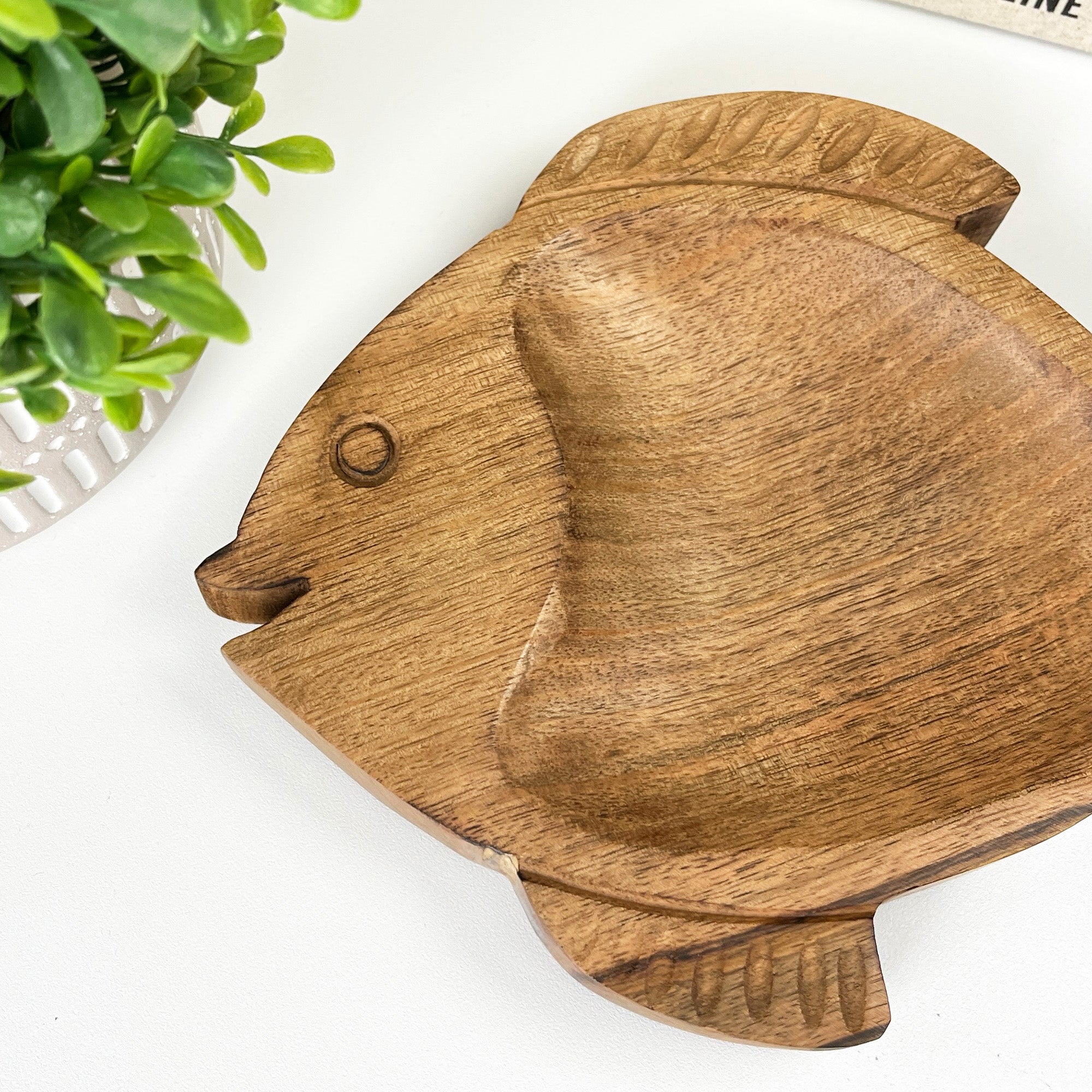 25.5cm Wooden Fish Shaped Trinket Dish - Mango Wood