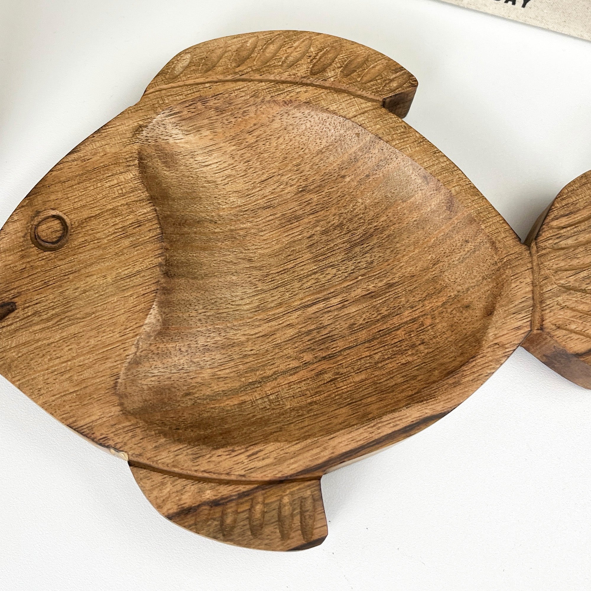25.5cm Wooden Fish Shaped Trinket Dish - Mango Wood