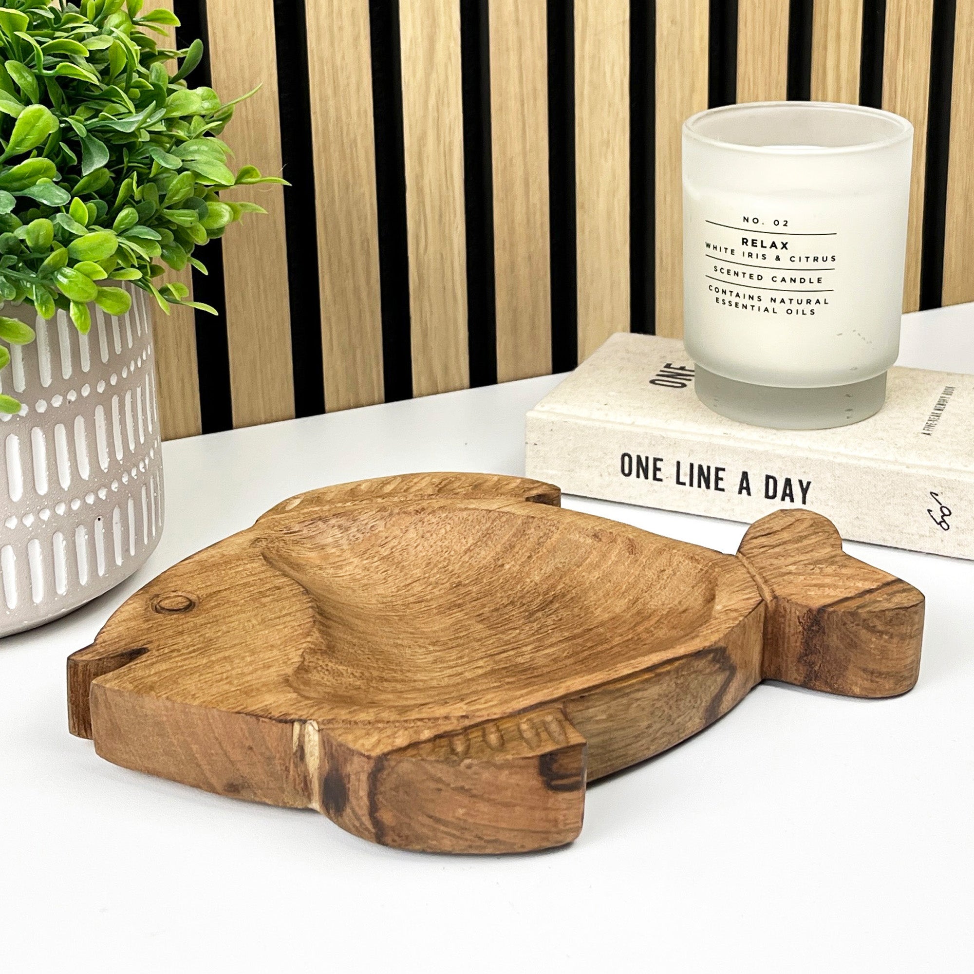 25.5cm Wooden Fish Shaped Trinket Dish - Mango Wood