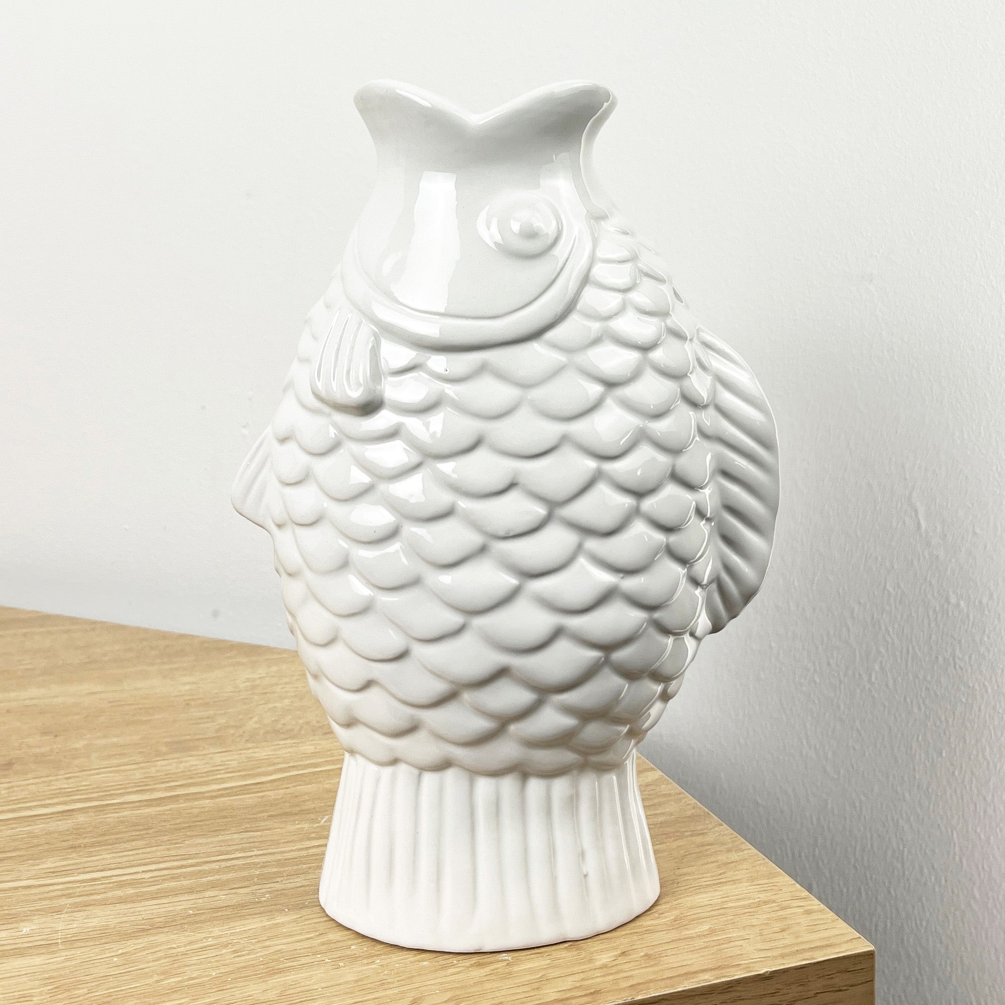 22cm Ceramic Fish Vase - White