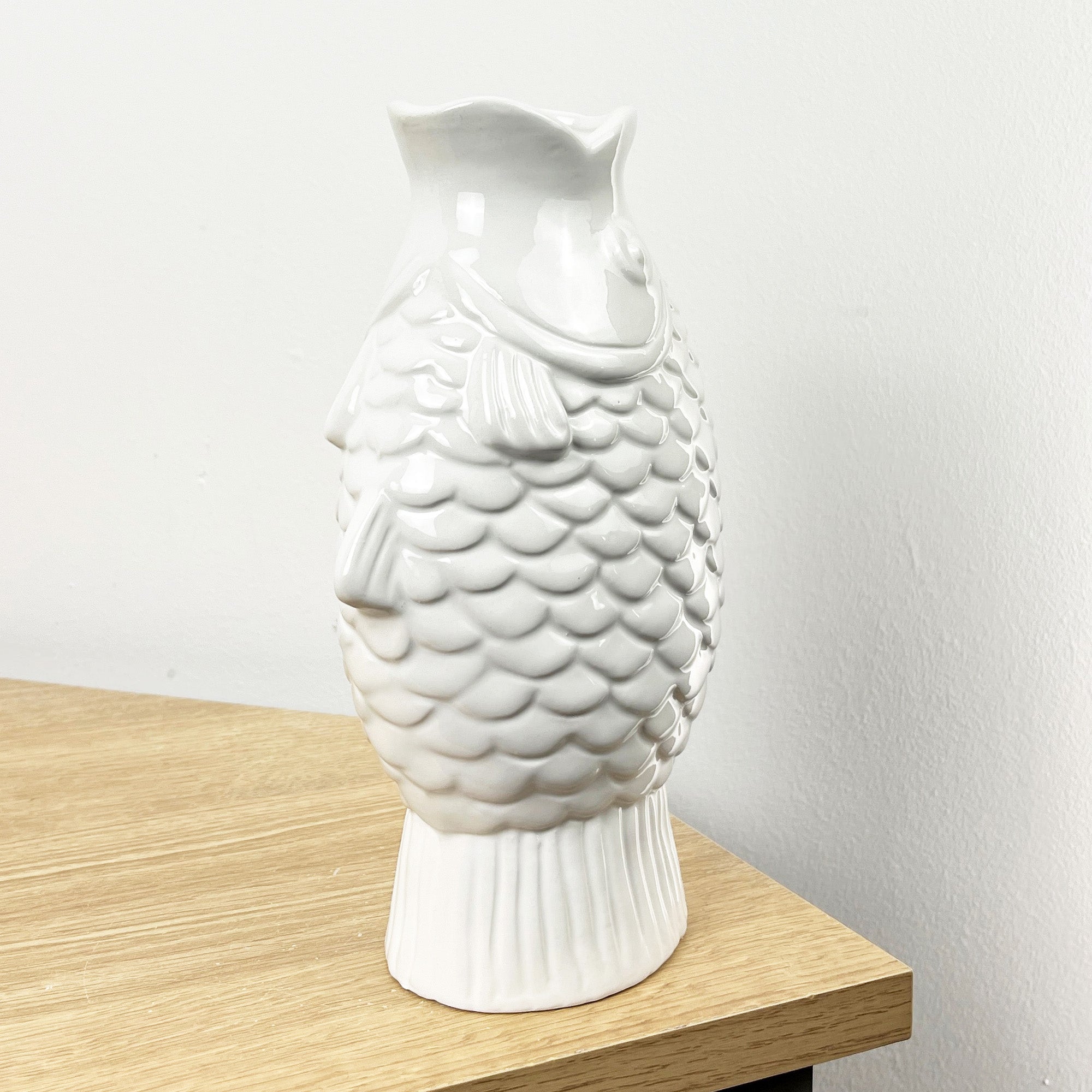 22cm Ceramic Fish Vase - White