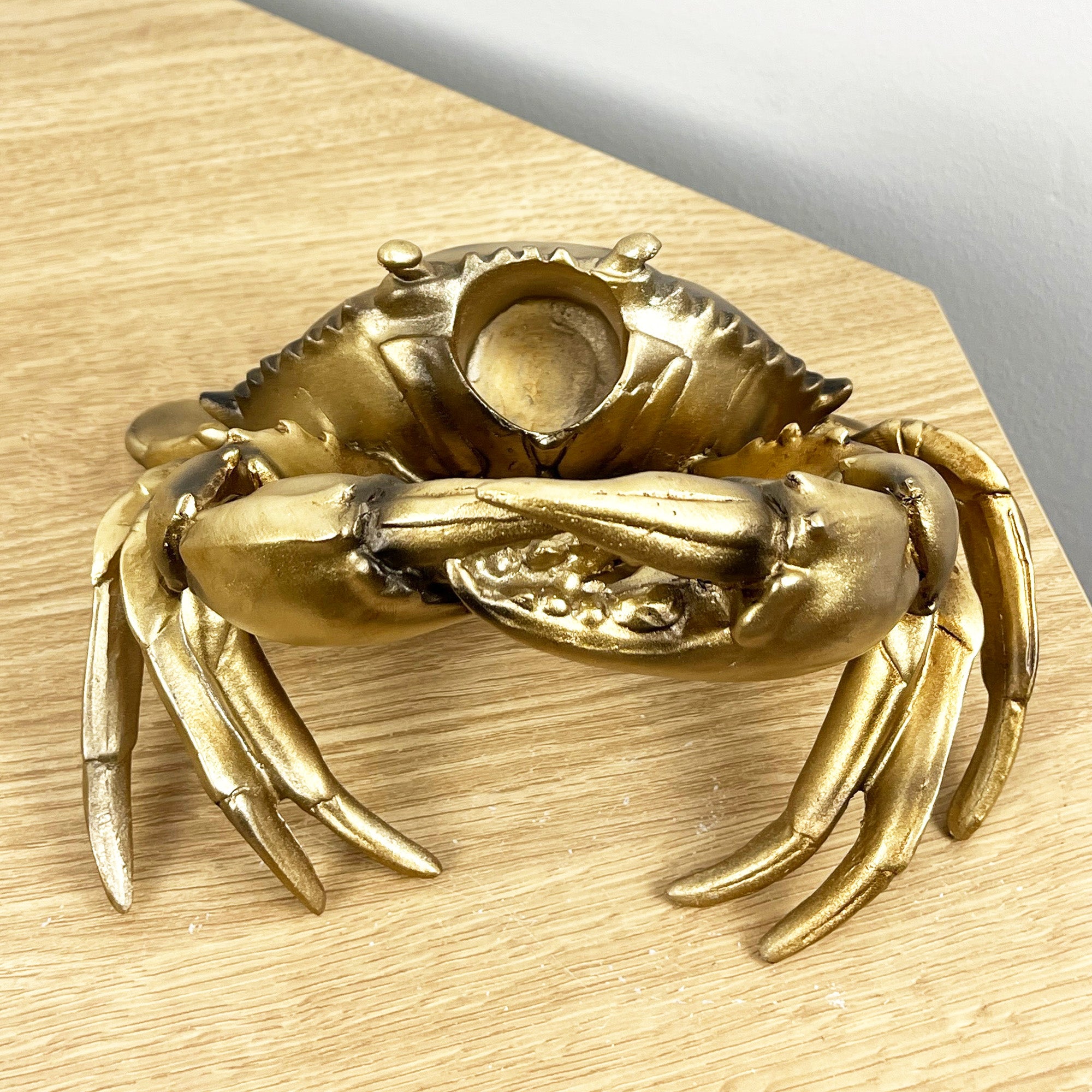 Gold Crab Single Wine Bottle Holder for Table – Resin