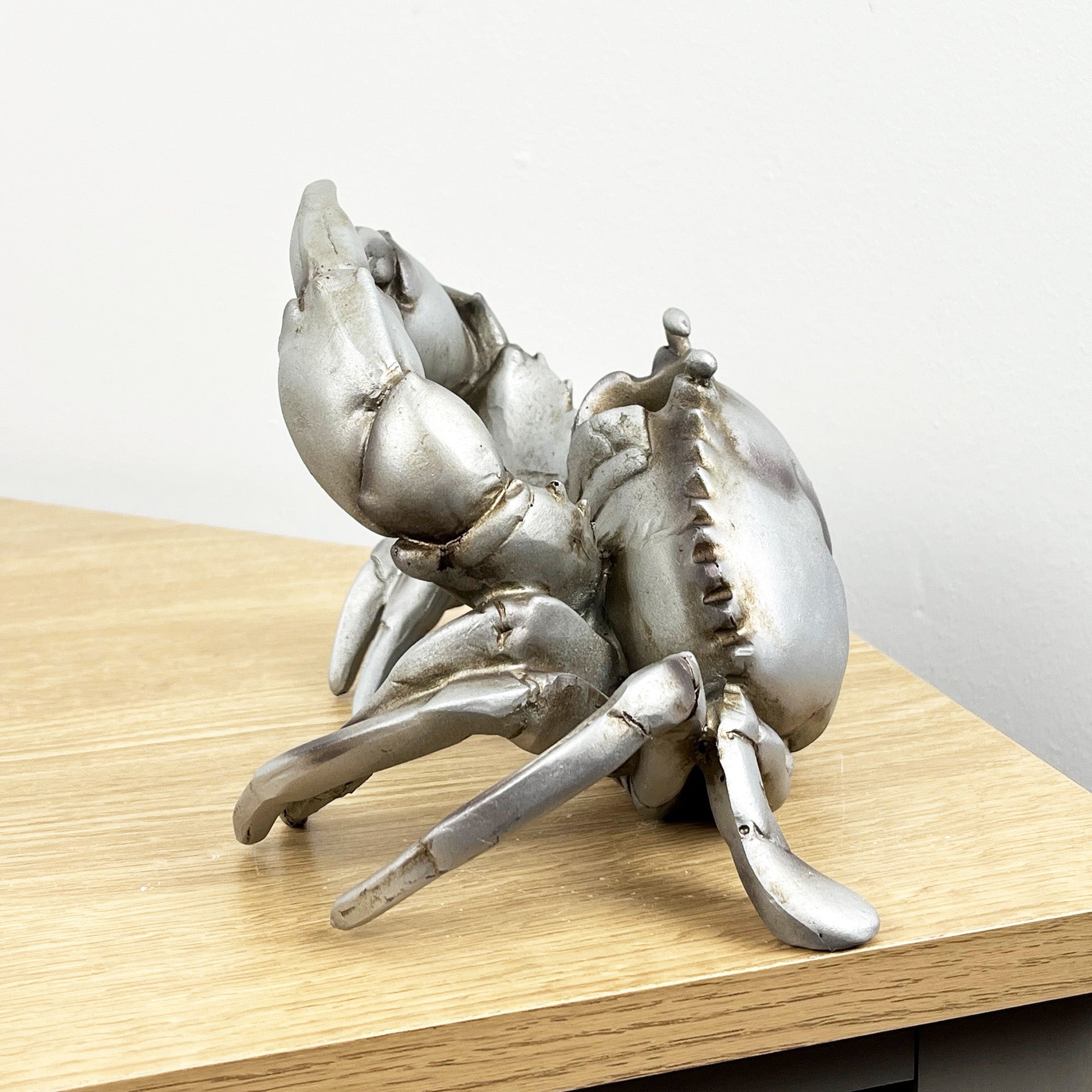 Silver Crab Single Wine Bottle Holder for Table – Resin