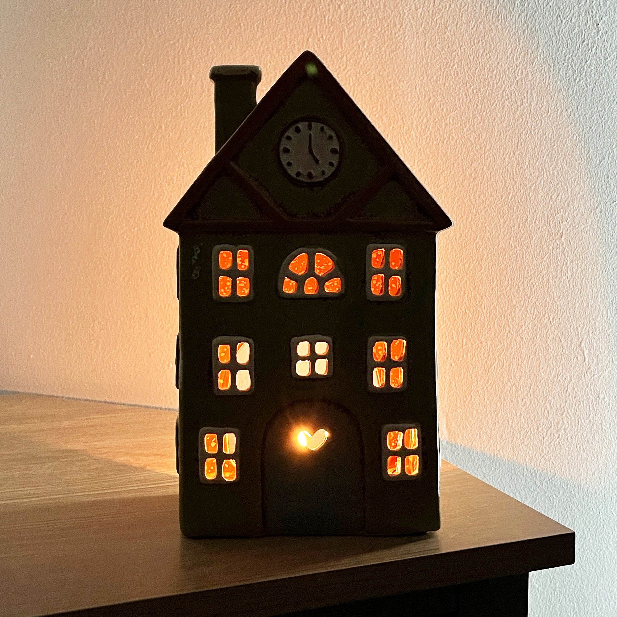 26cm Large Green House Tealight Holder – Ceramic