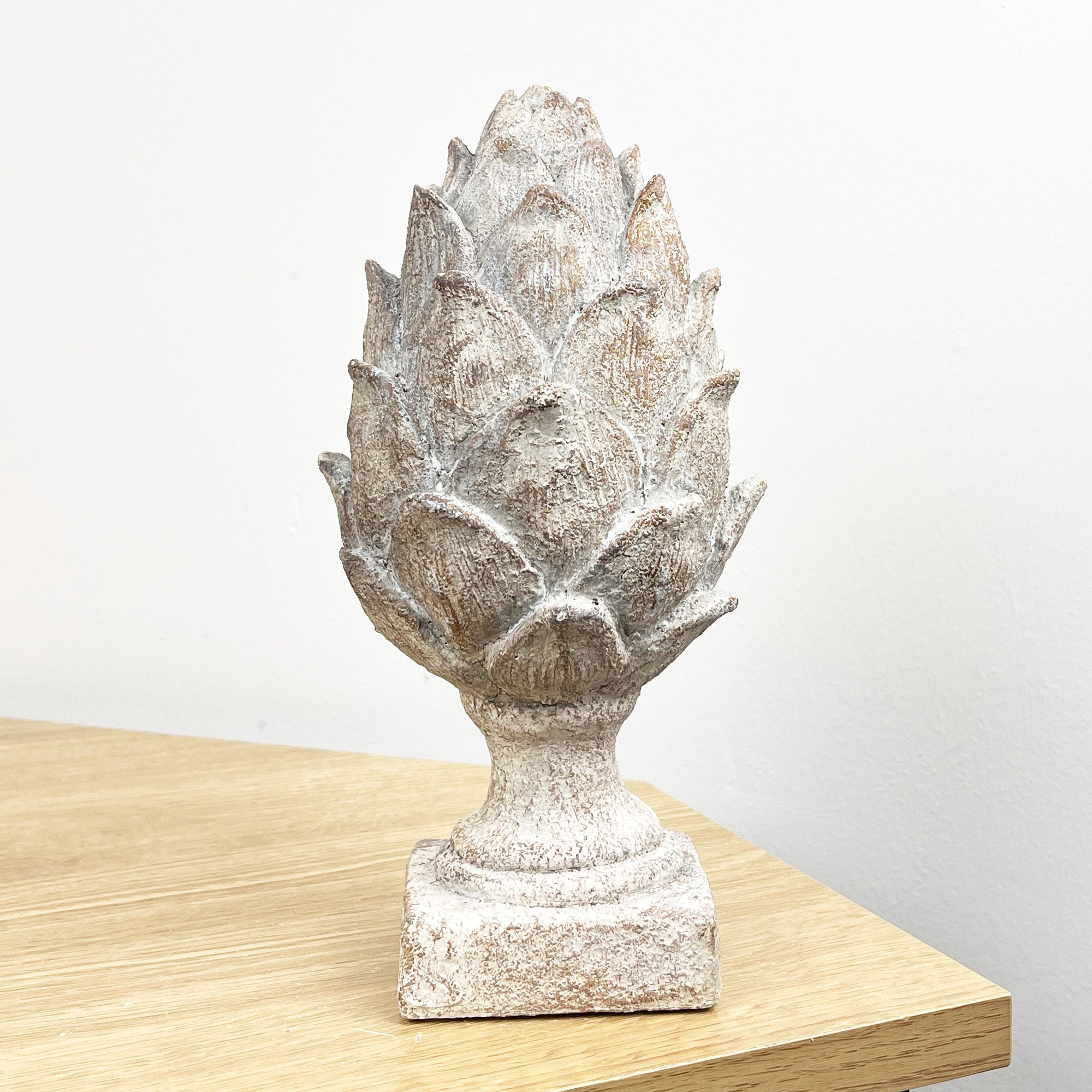 22cm Rustic Artichoke Ornament – Resin