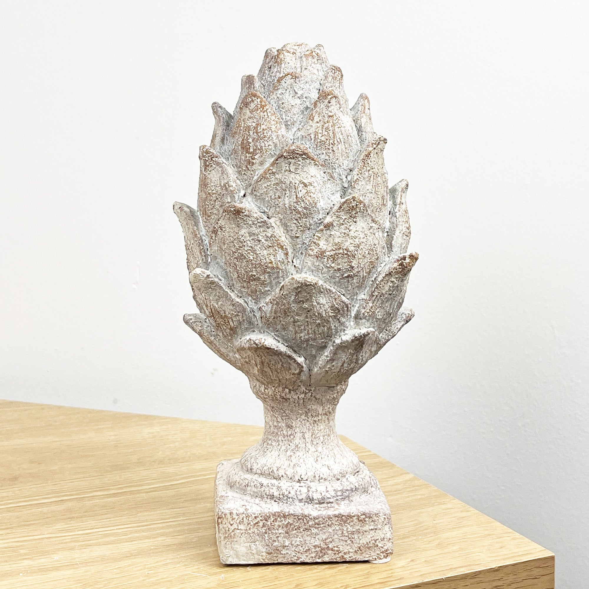 22cm Rustic Artichoke Ornament – Resin