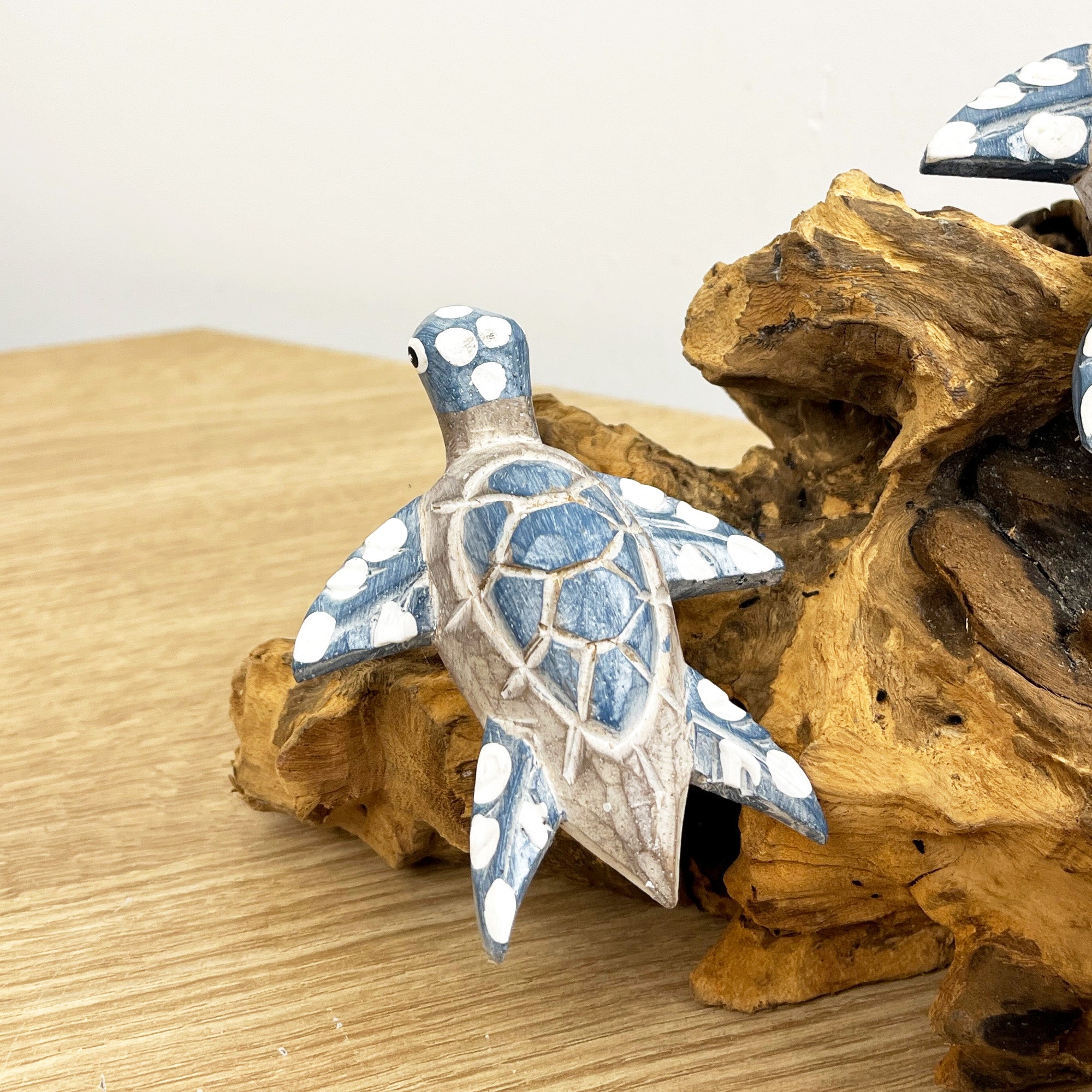 31cm Handmade Turtles on Coral Wooden Ornament / Sculpture