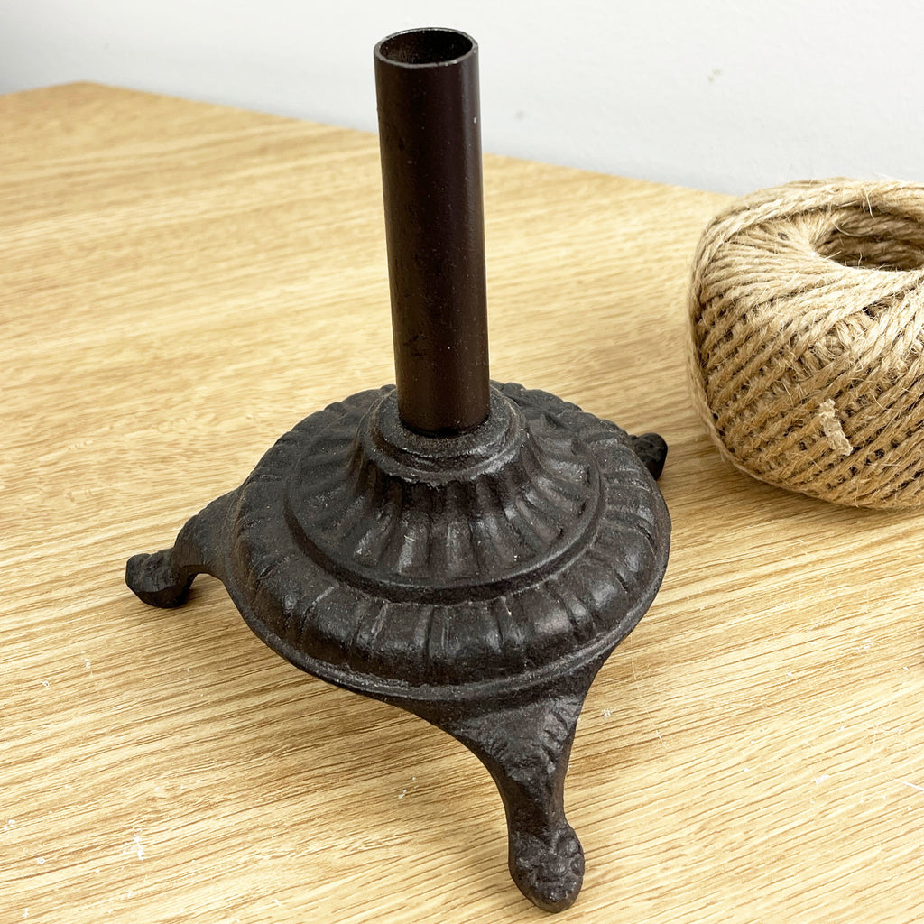 Twine Holder with Scissors – Cast Iron