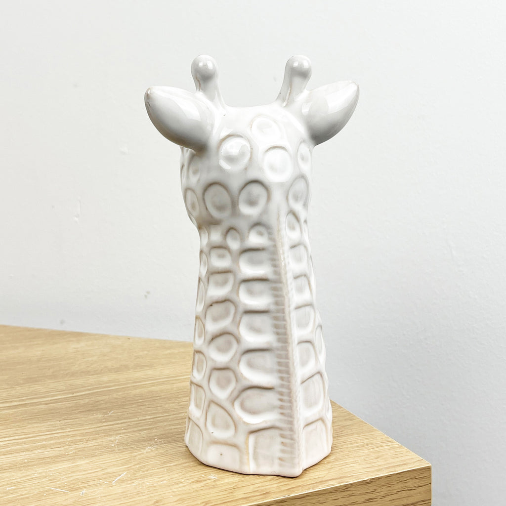 17.5cm Small Giraffe Bud Vase – Ceramic