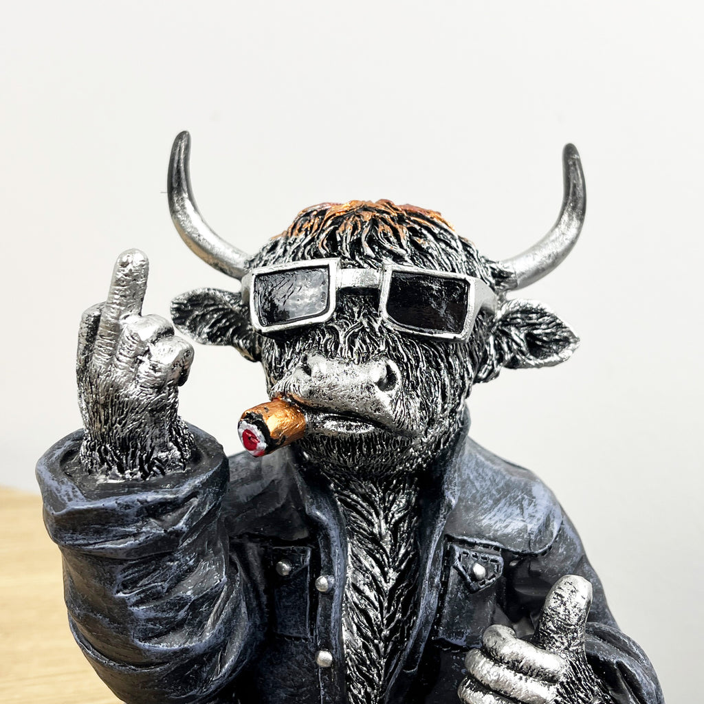 18cm Rude Middle Finger Highland Cow Ornament – Resin