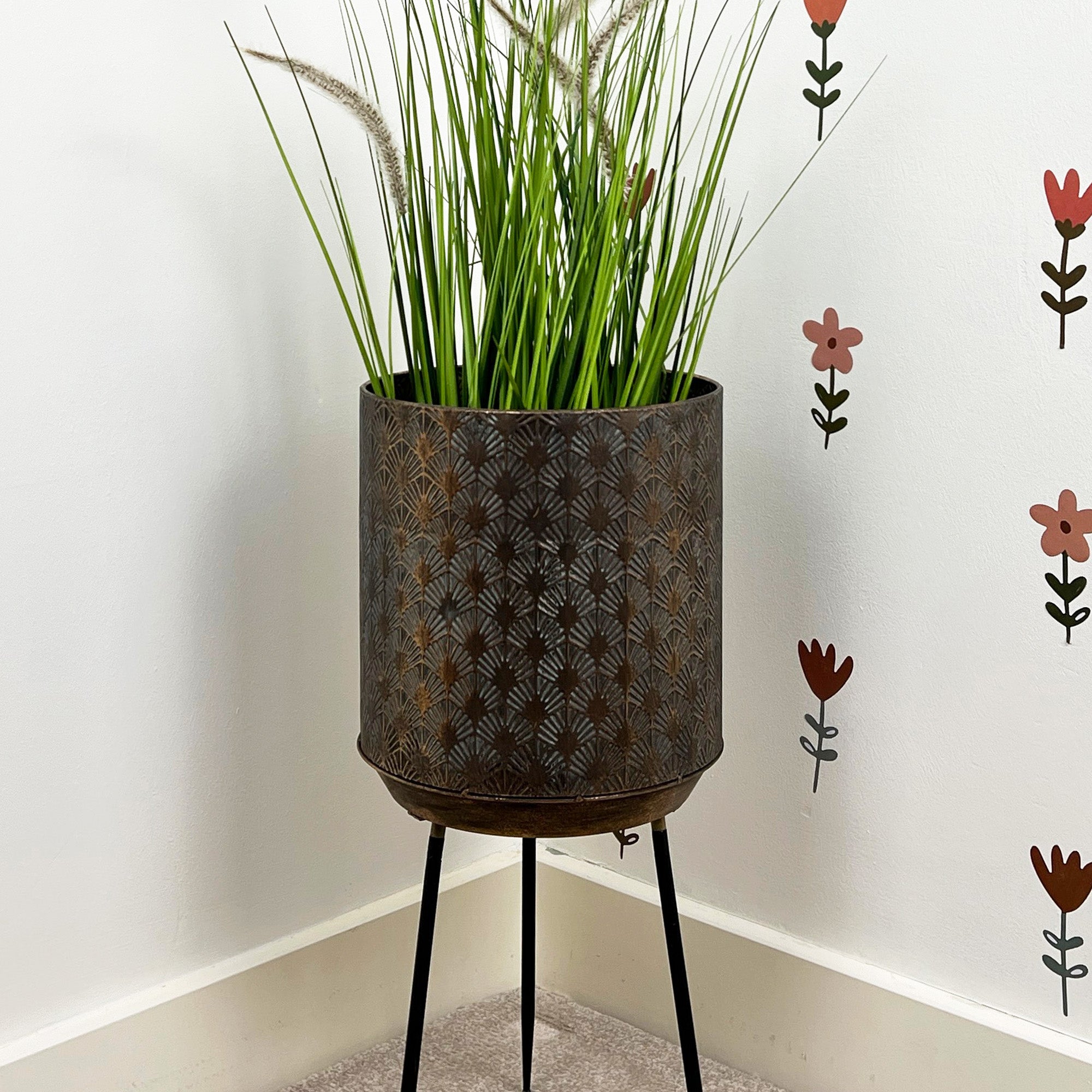 56cm Tall 'Art Deco' Indoor Plant Pot Holder Stand – Metal