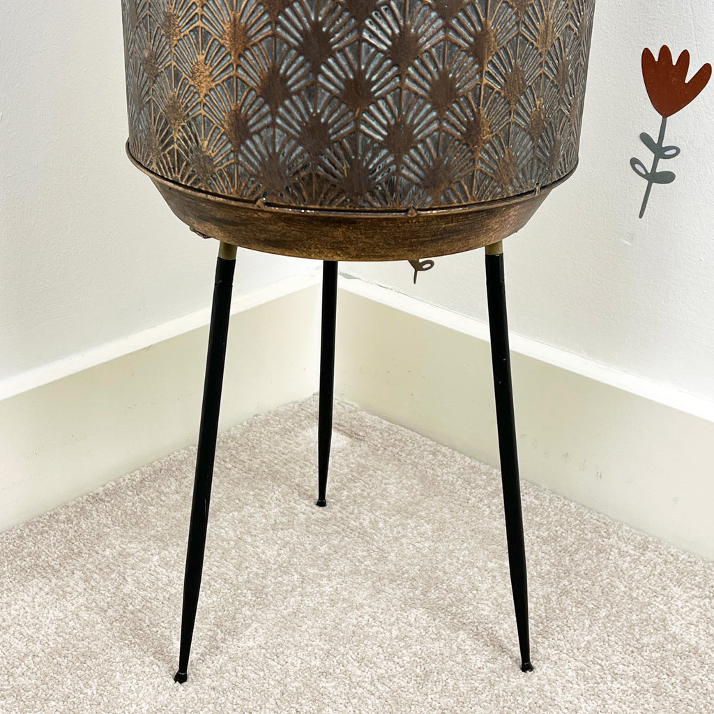 56cm Tall 'Art Deco' Indoor Plant Pot Holder Stand – Metal