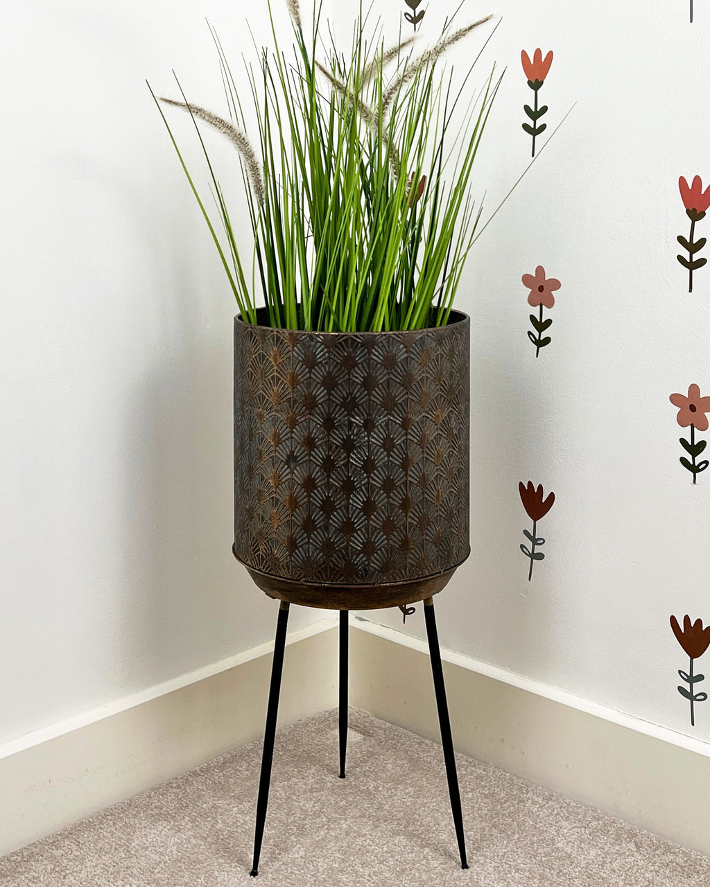 56cm Tall 'Art Deco' Indoor Plant Pot Holder Stand – Metal