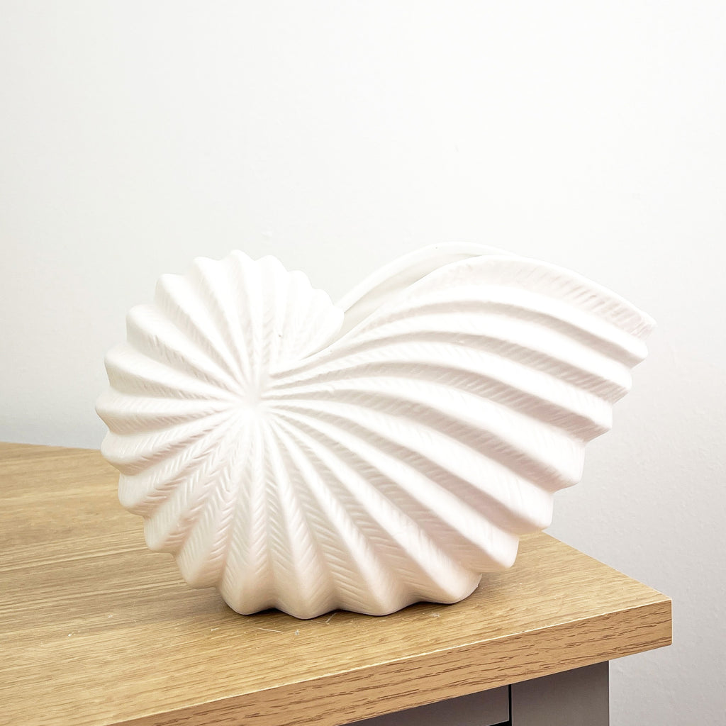 21.5cm Seashell Ornament - Ceramic