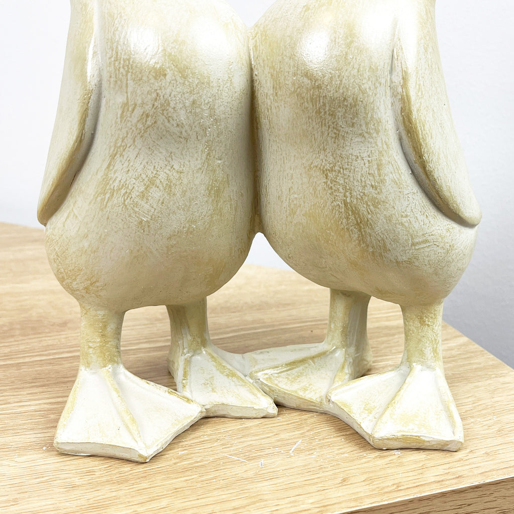 26cm Kissing Ducks Ornament - Resin