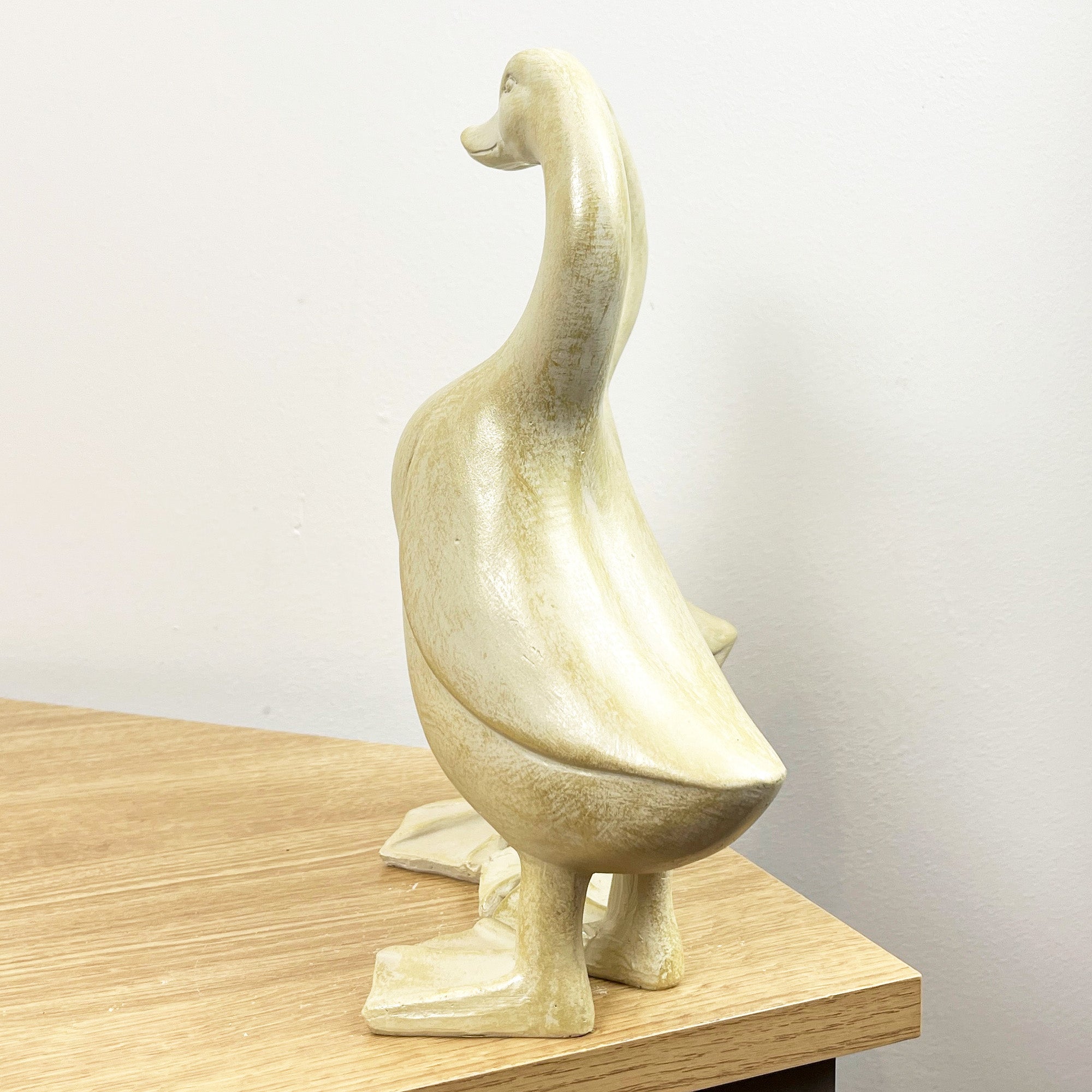 26cm Kissing Ducks Ornament - Resin