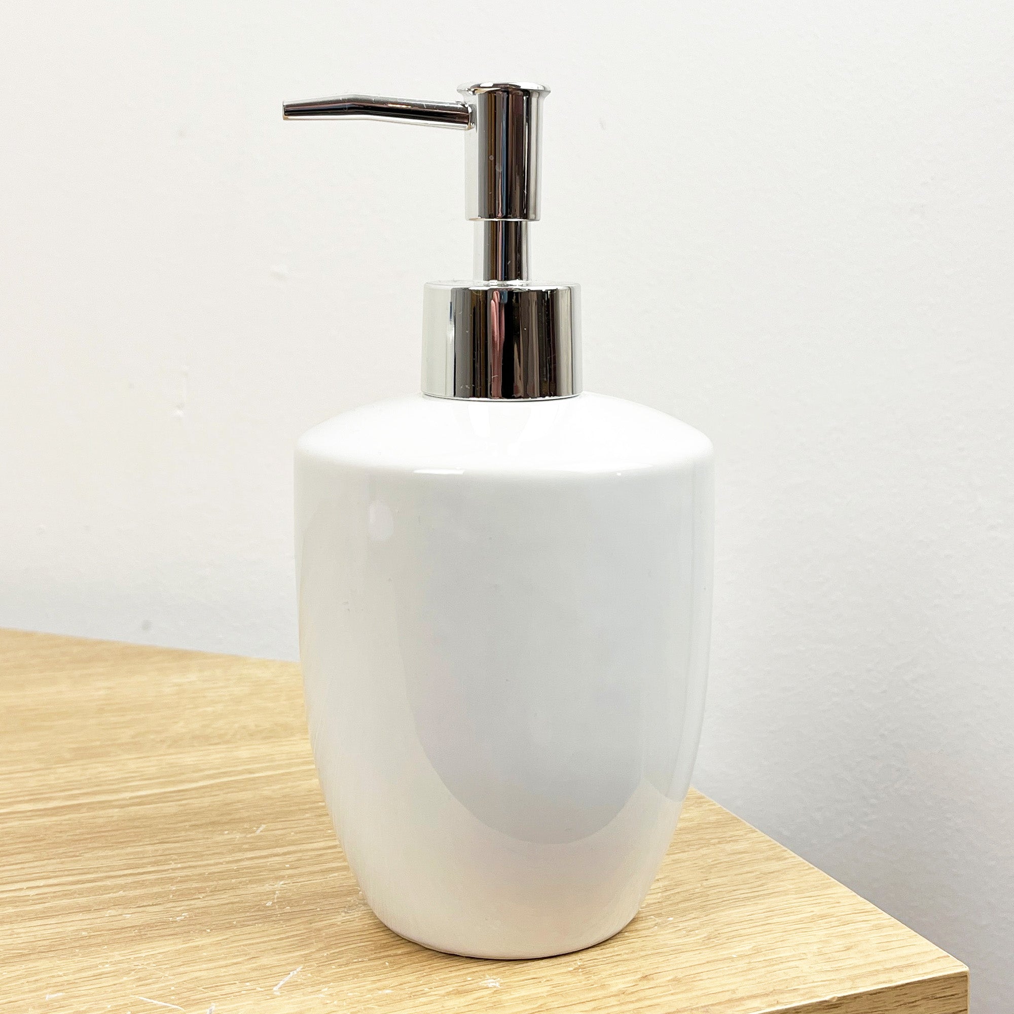 3 Piece Bathroom Sink Accessories Set – White Heart