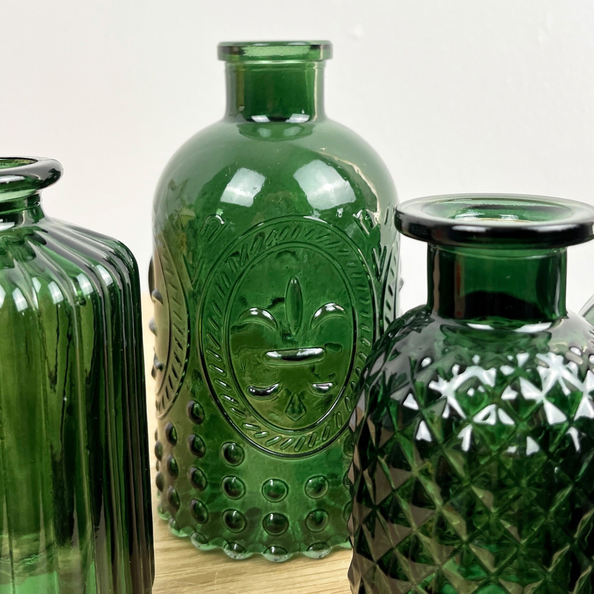 4 Piece Green Glass Bud Vase Set - Fleur-De-Lis Mix