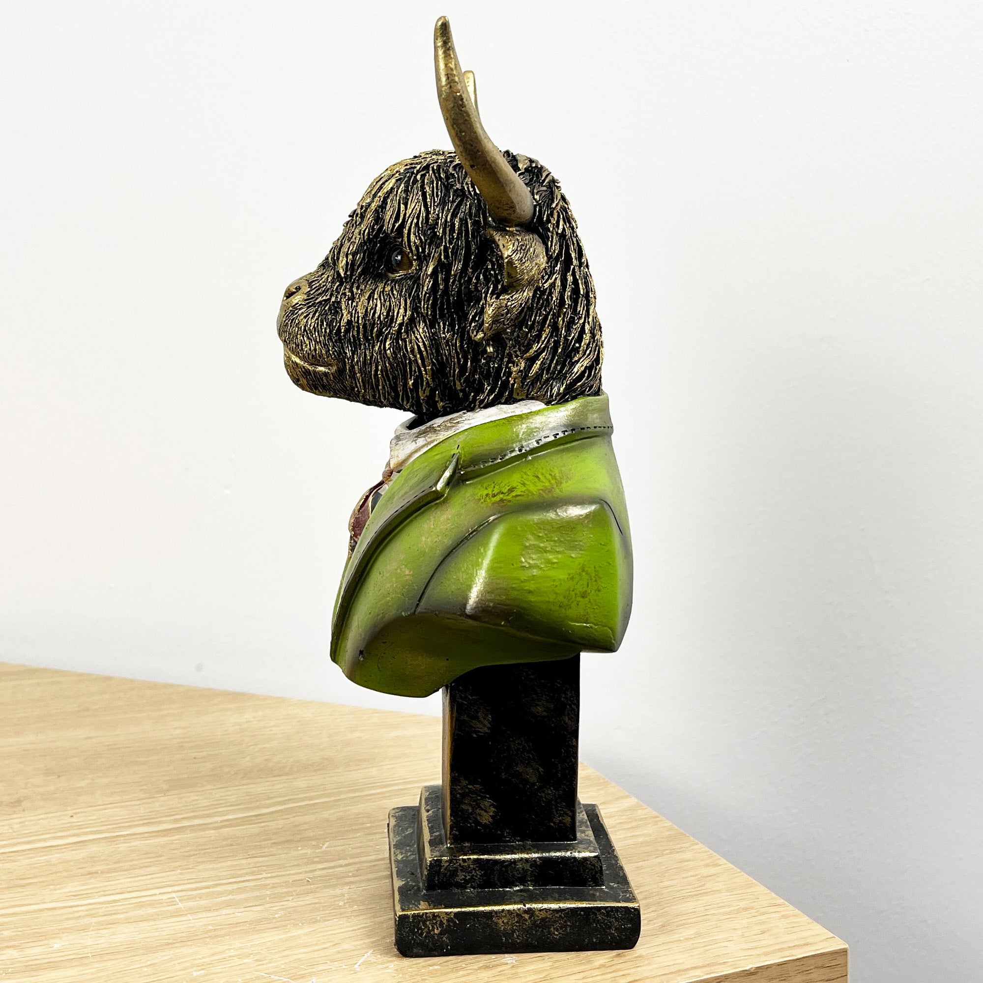 24.5cm Tall Highland Cow Bust Ornament - Resin