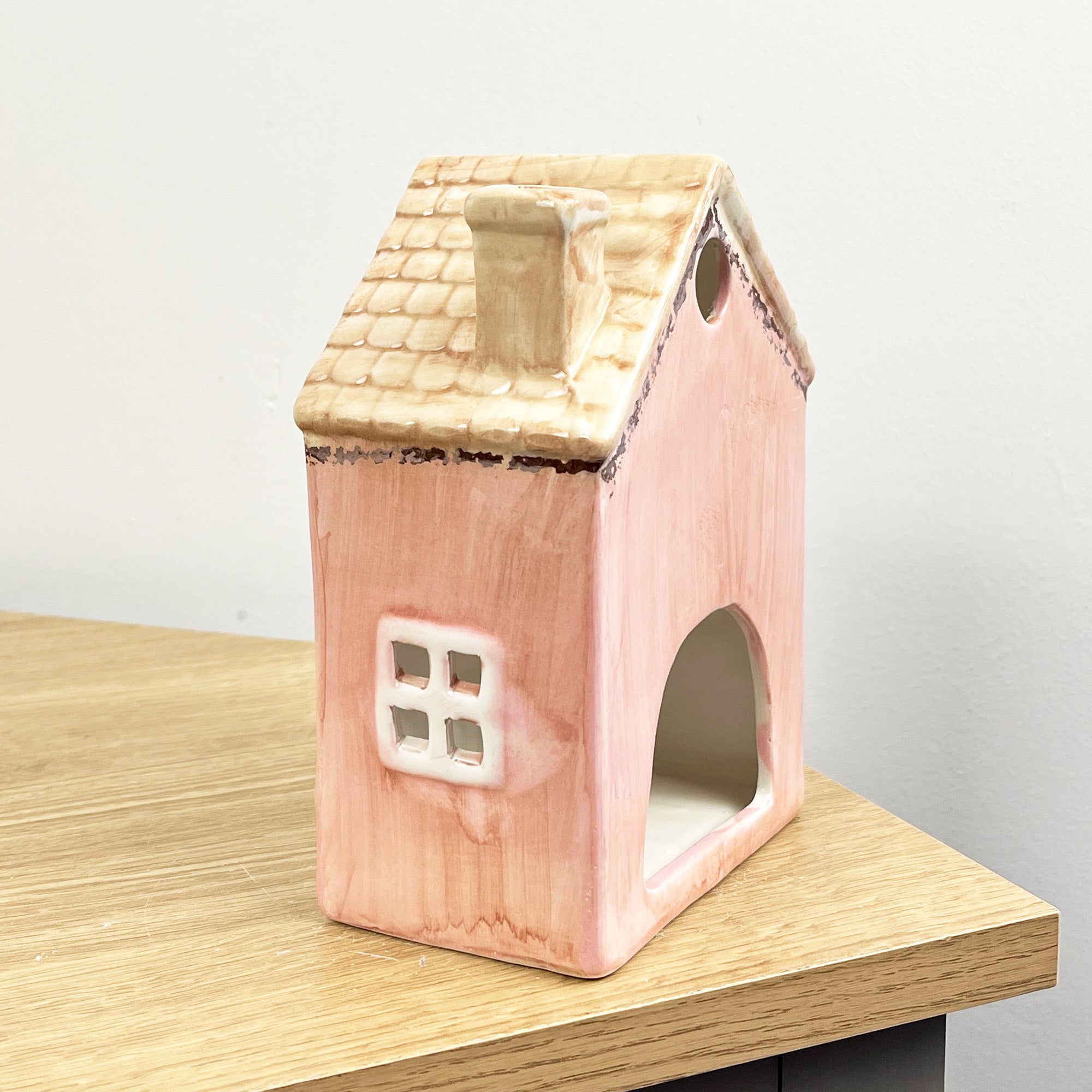 17cm Cute Pink Heart Cottage Tea Light Holder – Ceramic