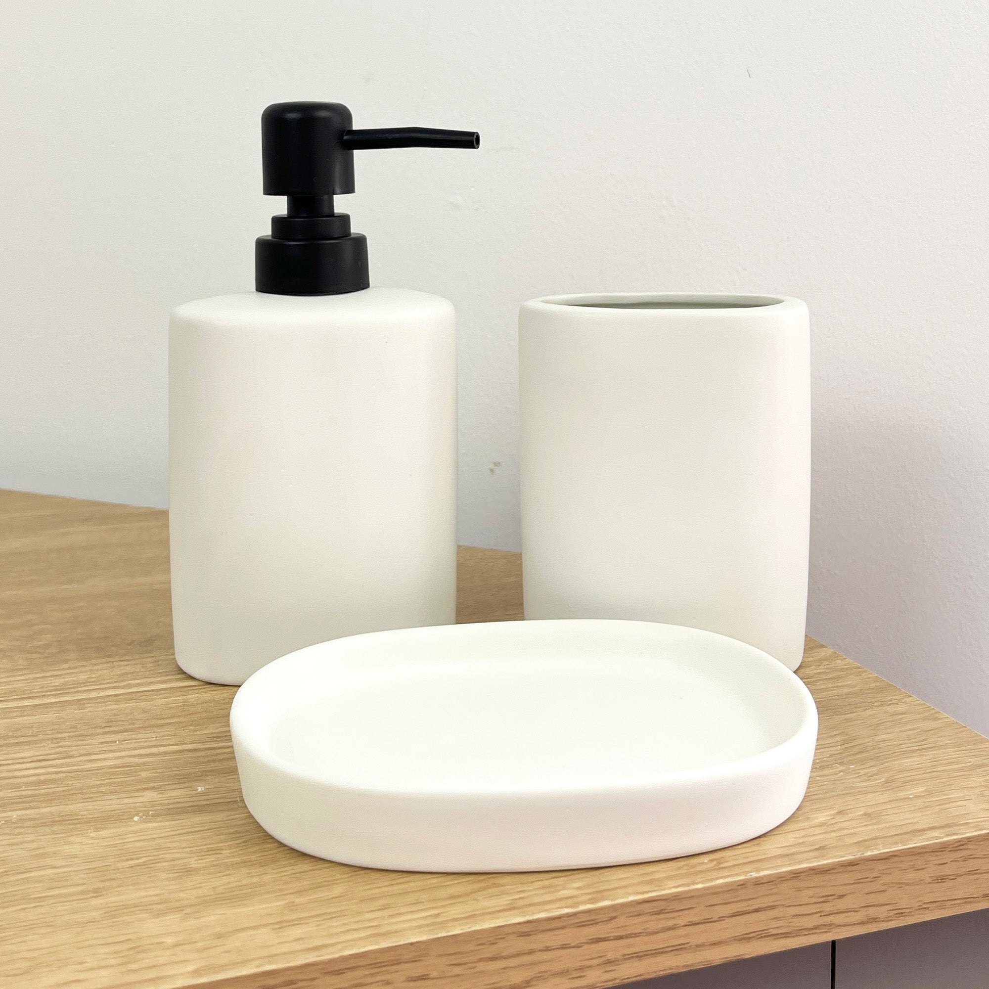 3 Piece Ceramic Bathroom Sink Accessories Set - off White