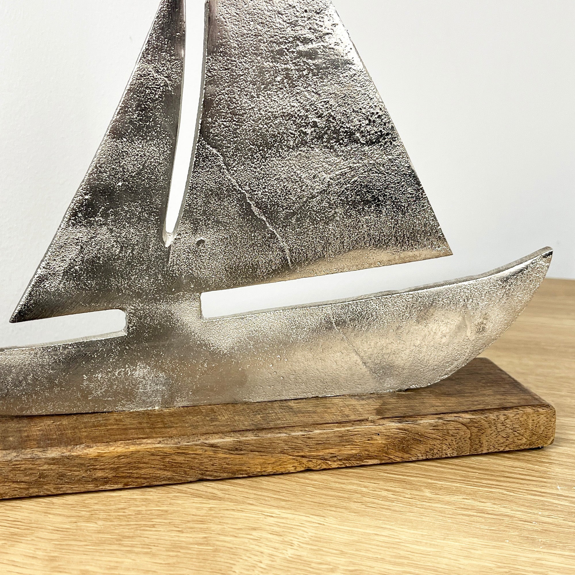 26cm Metal Boat on Wood Ornament