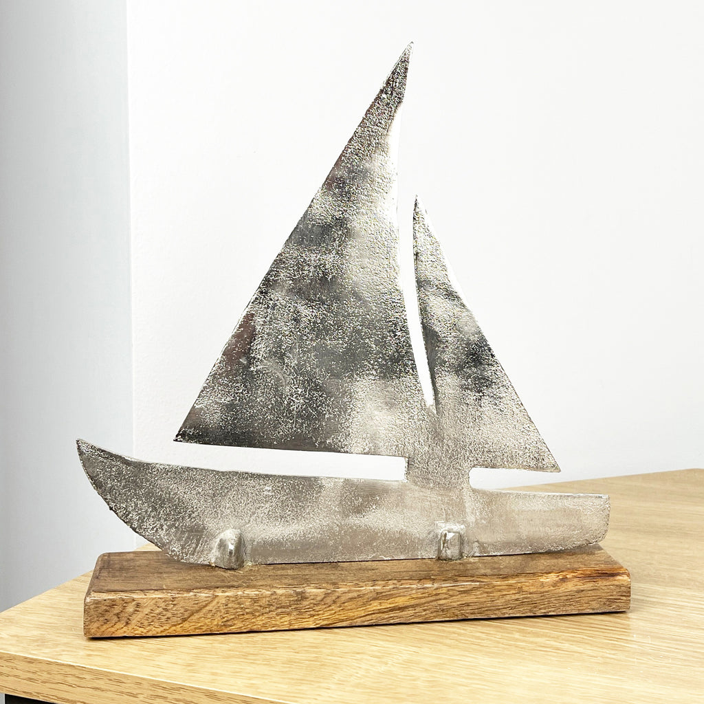 26cm Metal Boat on Wood Ornament