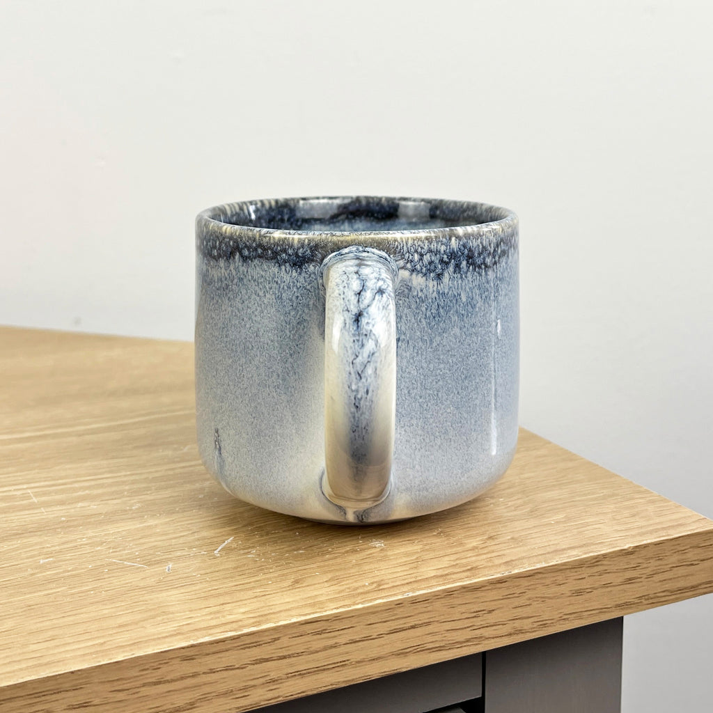 4 x 300ml Reactive Glaze Stoneware Mugs – Blue / Cream