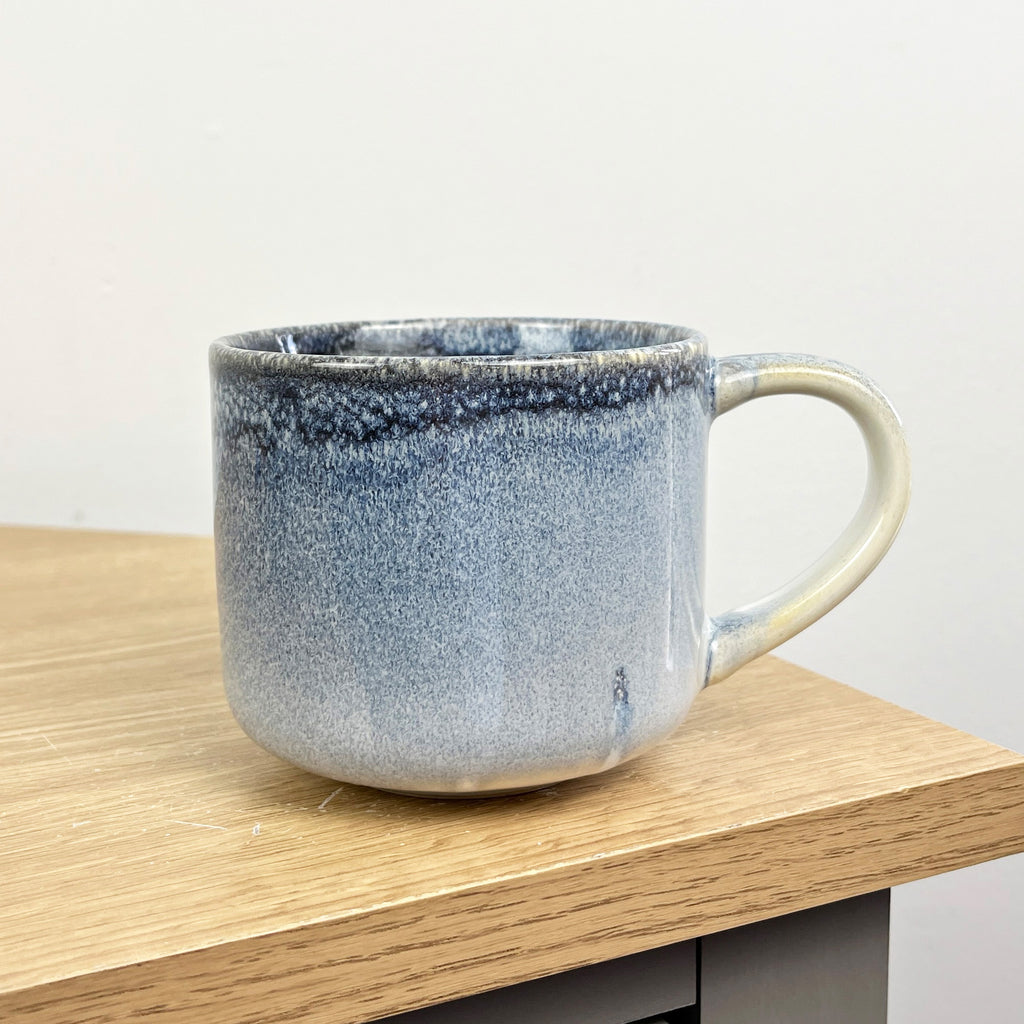 4 x 300ml Reactive Glaze Stoneware Mugs – Blue / Cream