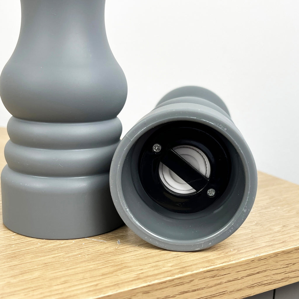 17.5cm Tall Salt and Pepper Grinder Mills - Grey